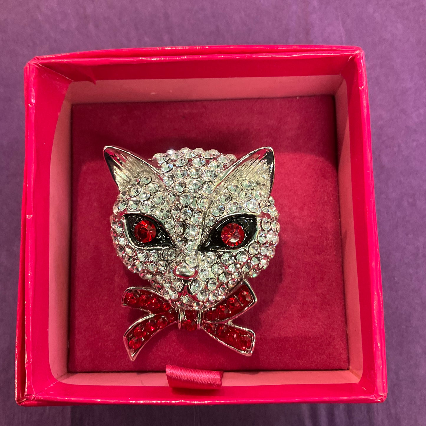 Vintage Butler and Wilson Siamese Cats Rhinestone Brooch