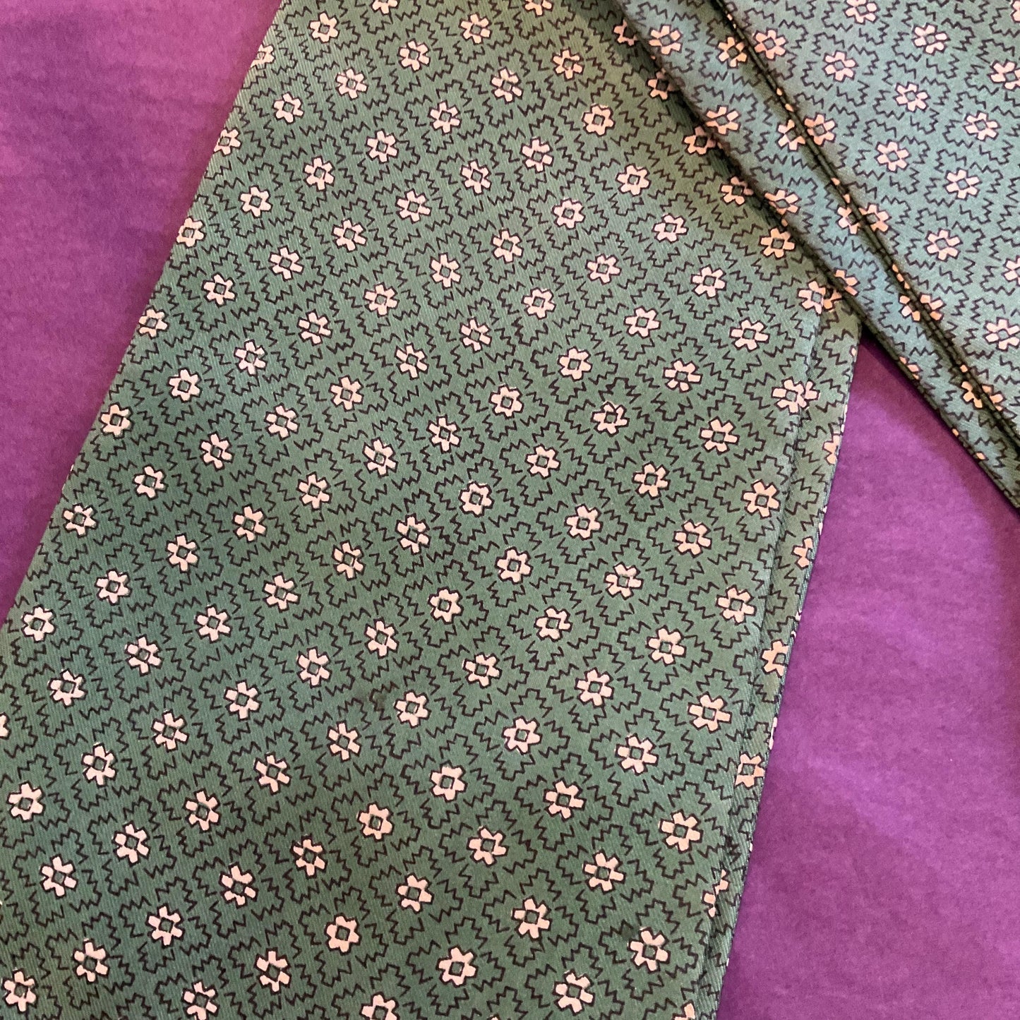 Vintage Gents Pure Silk Paisley Cravat, Green and Cream by A Sulka & Company, New Bond Street, London, Vintage Man