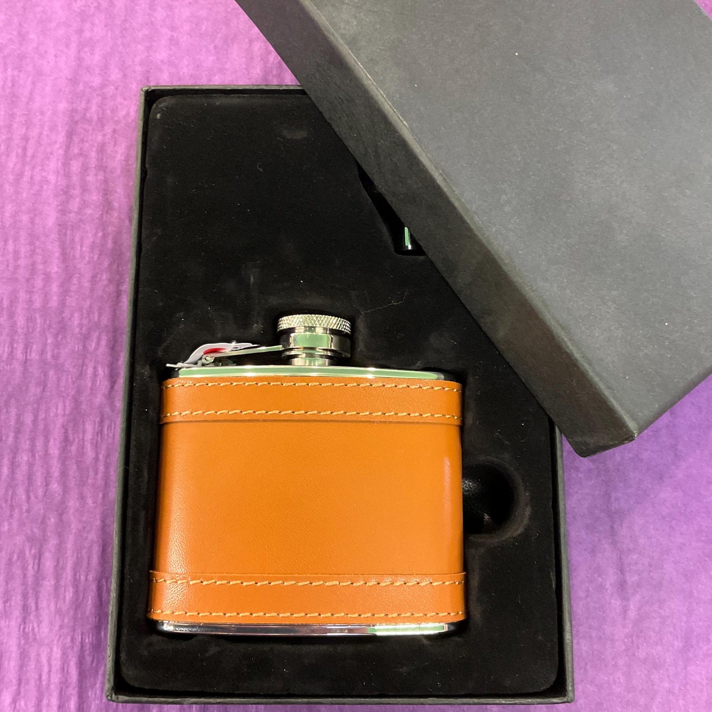 Vintage 4 oz Stainless Steel Hip Flask and Funnel, Tan leather Jacket, unused in original gift box