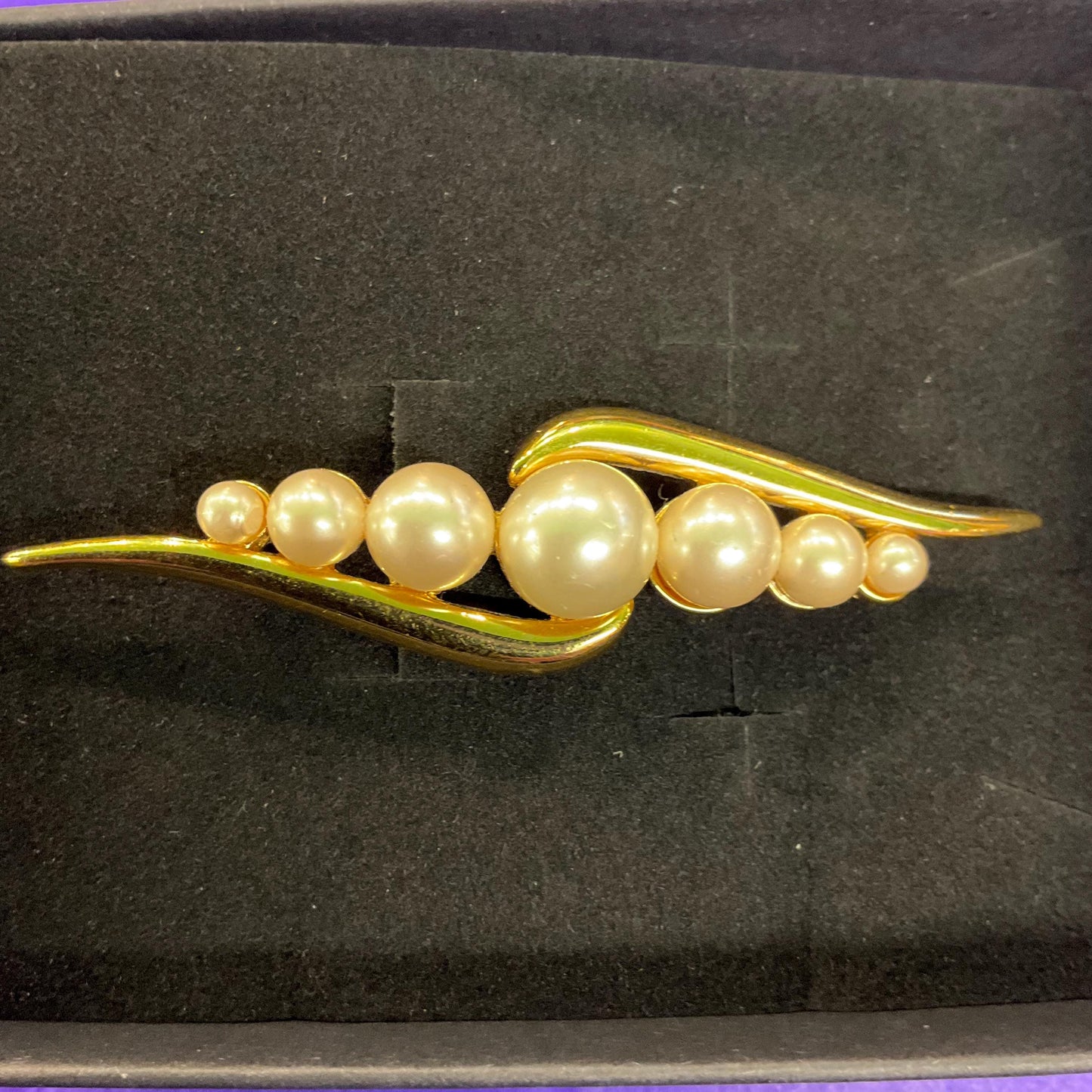 Vintage 1970s/80s MONET Gold Tone Faux Pearl Stayement Brooch - Sustainable Fashion Gift
