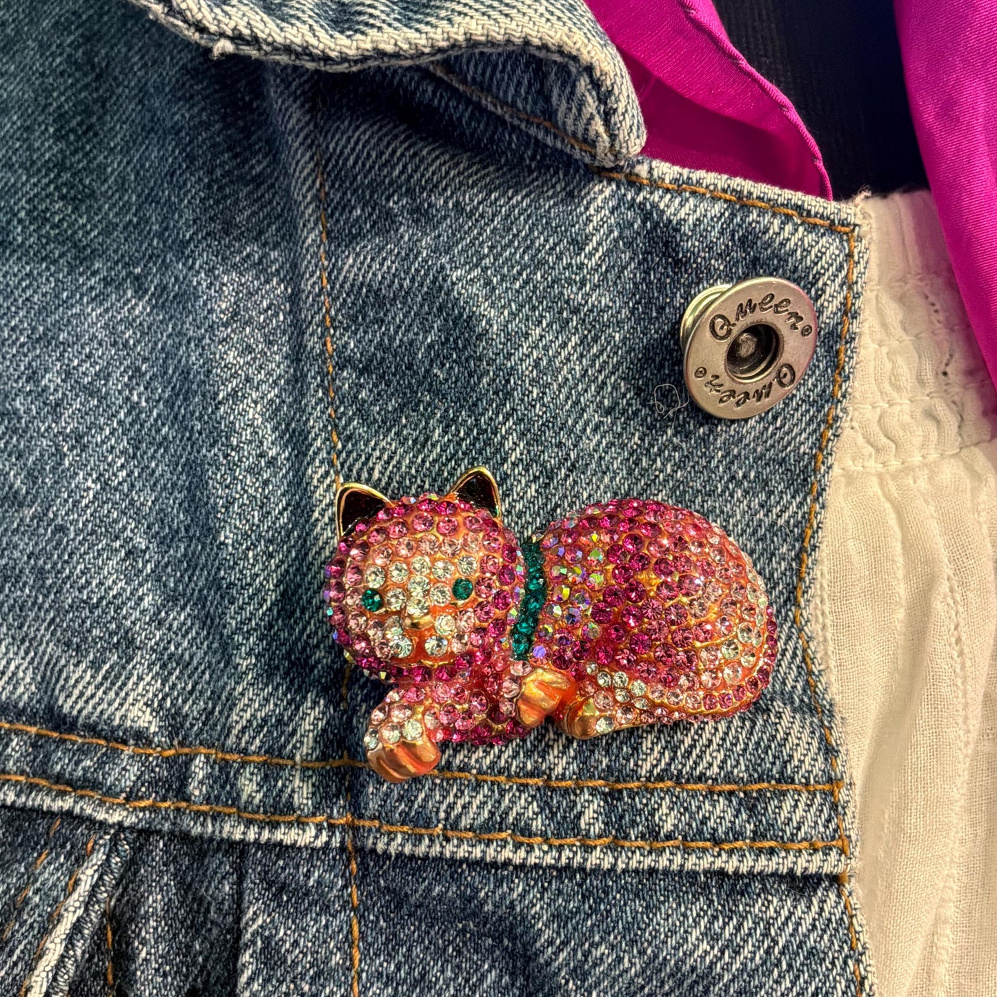 Vintage Butler and Wilson Pink Crystal Cat Brooch, Ombré Pink and Silver Rhinestones