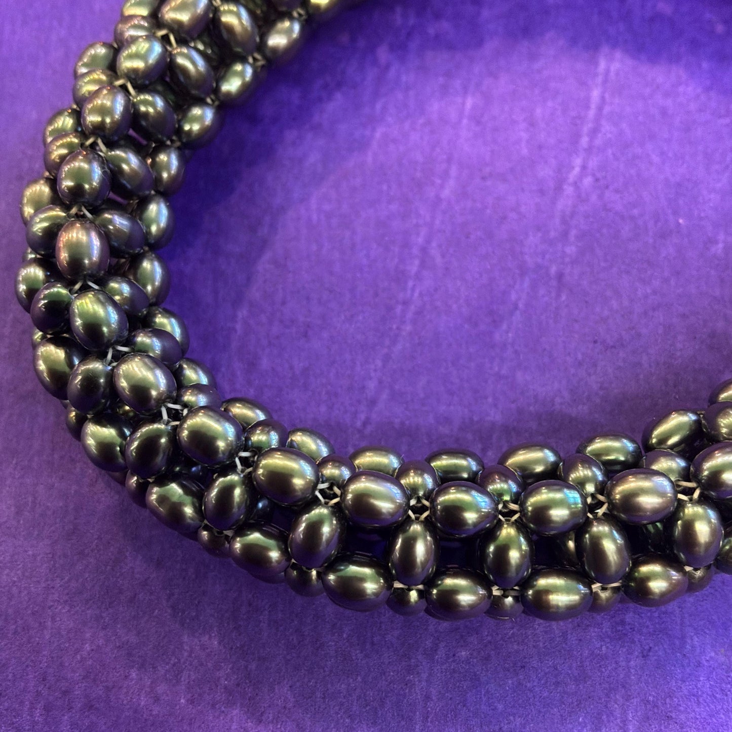 Vintage Fresh Water Pearl Large Dark Peacock/Petrol Tone Chinky Elasticated ‘Popcorn’ Bracelet