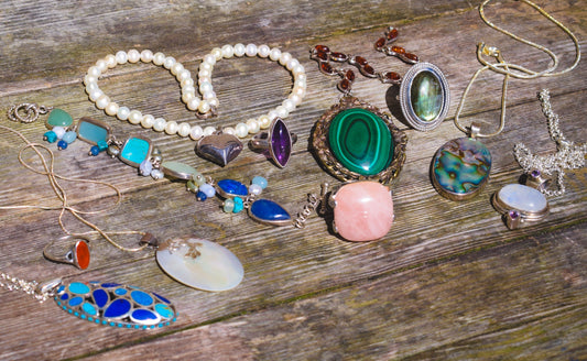 Vintage Silver & Gemstone Jewellery: Timeless Beauty, Sustainable Future