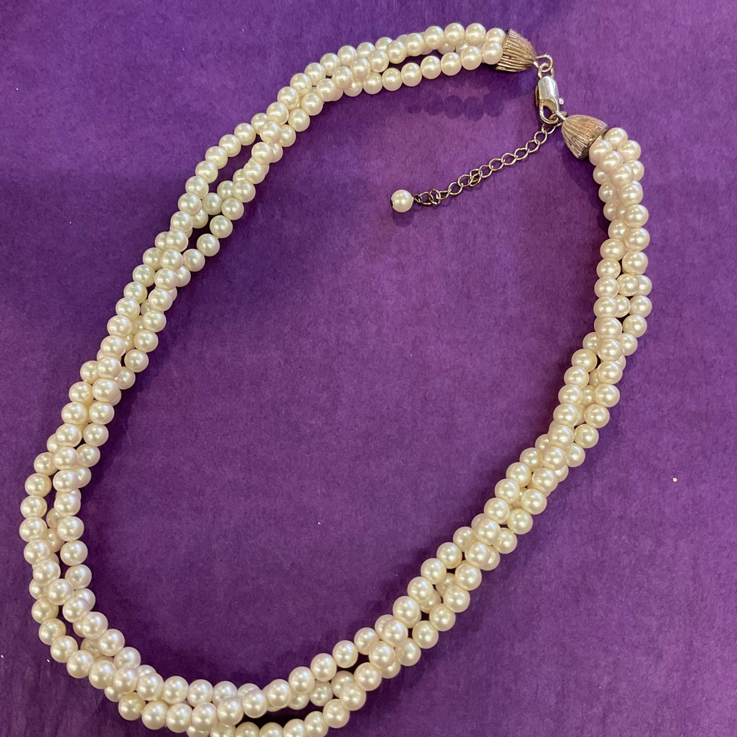 Vintage 1950/60s triple strand twisted faux pearl choker/necklace. Wedding, gift for her.