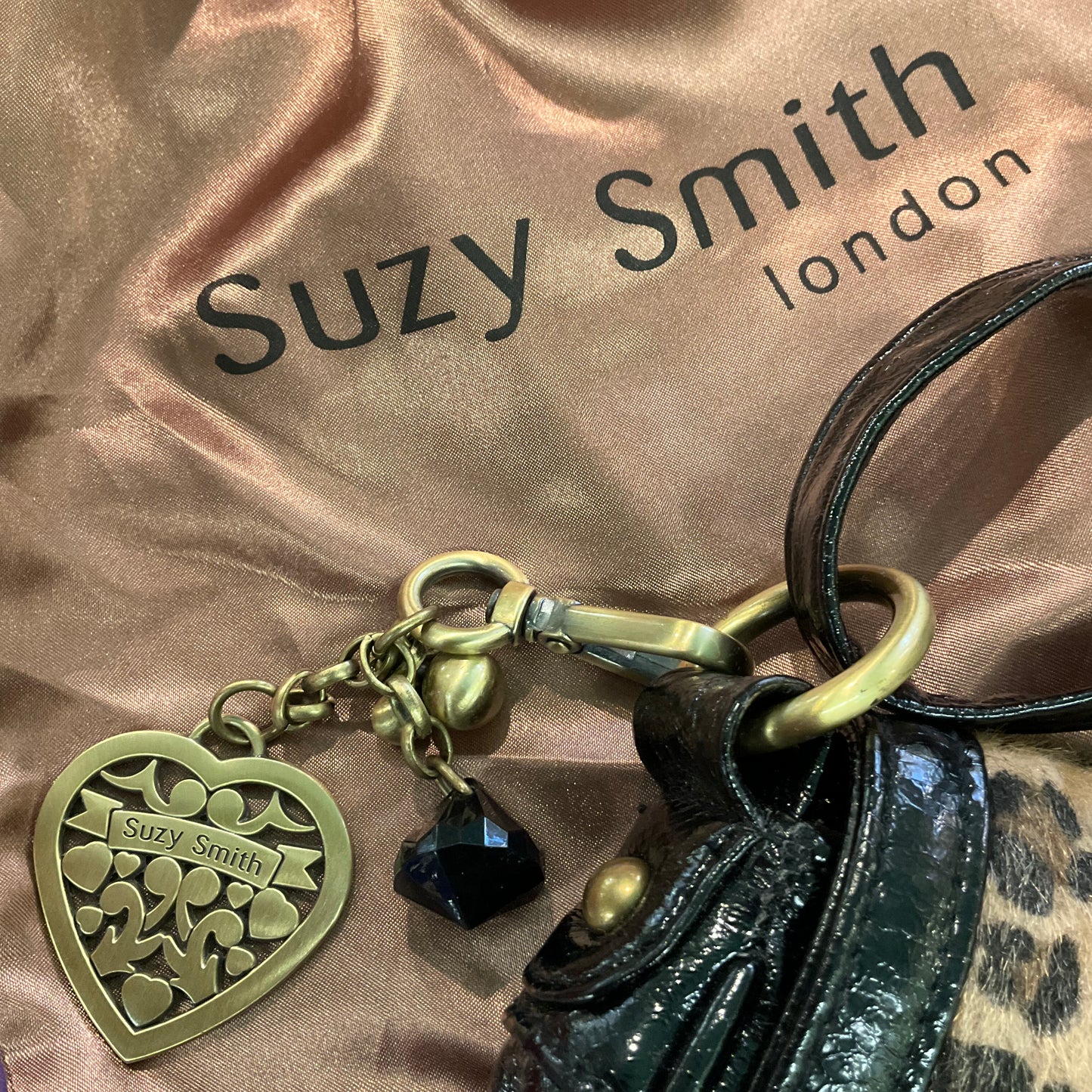 Vintage Suzy Smith Leopard print and faux leather shoulder/cross body bag