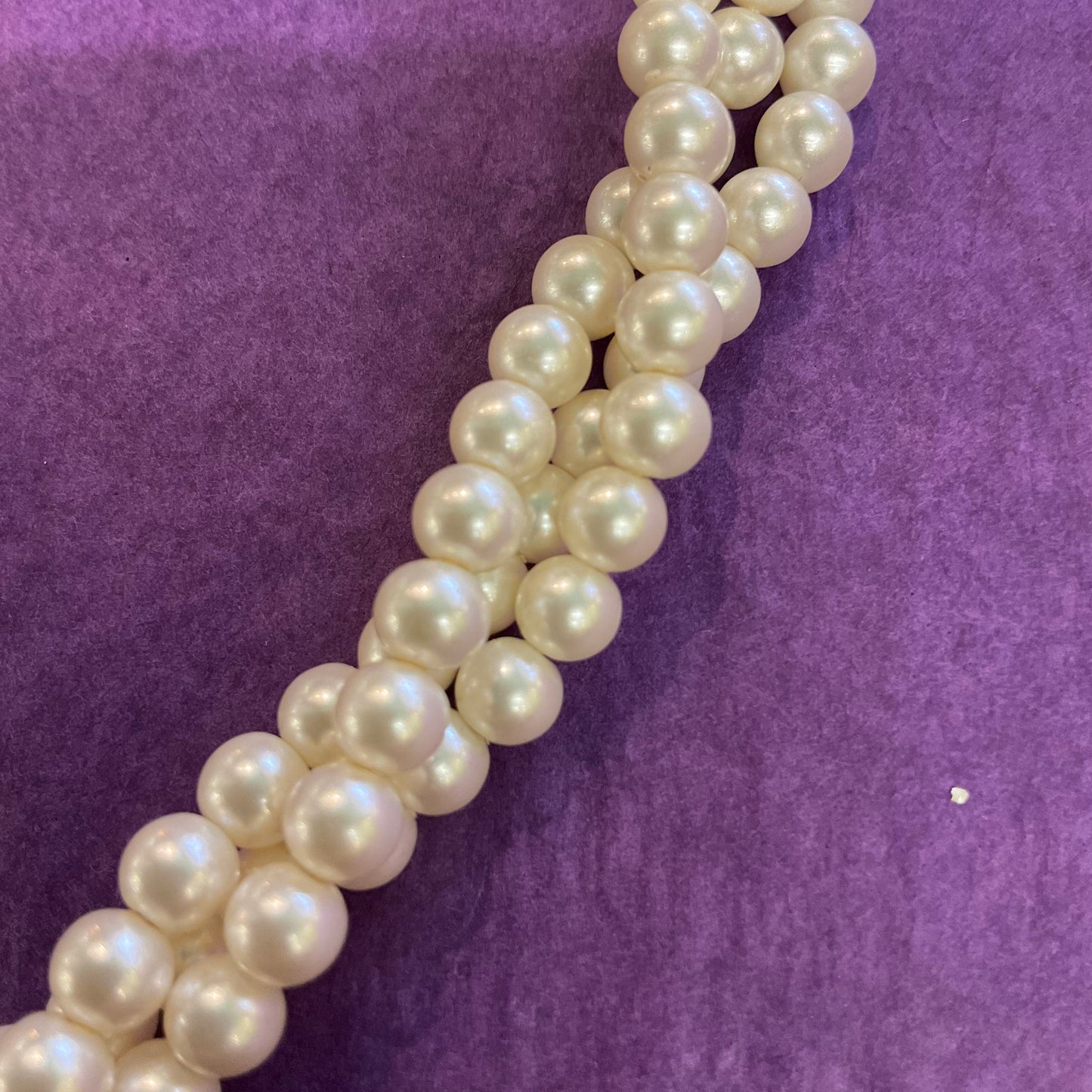 Vintage 1950/60s triple strand twisted faux pearl choker/necklace. Wedding, gift for her.