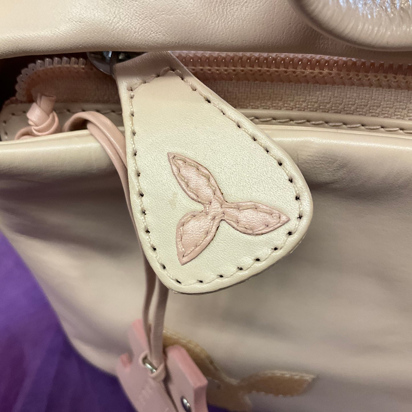 Vintage, Rarely used RADLEY pale pink Leather Floral Applique Small Shoulder Bag