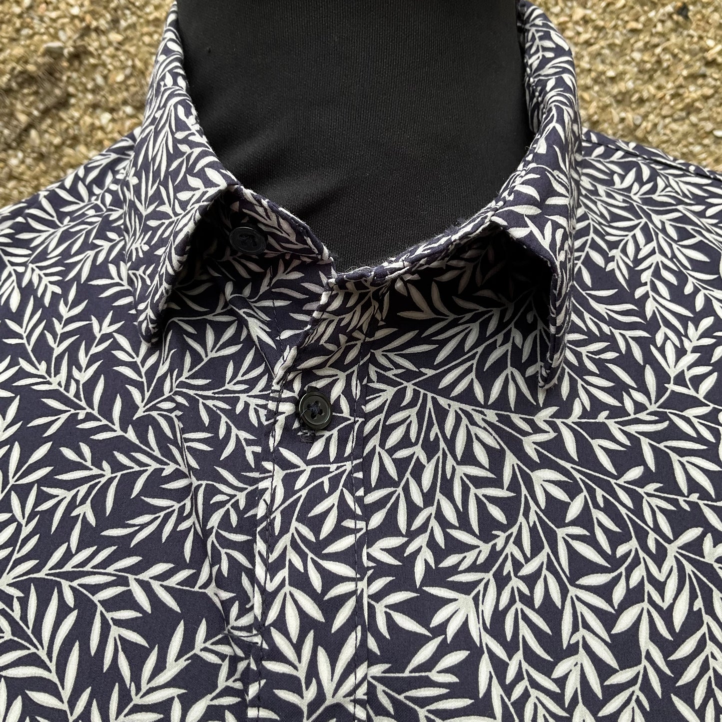 Vintage MORRIS And CO Blue and white gents shirt by H and M, size M (36/38” chest)