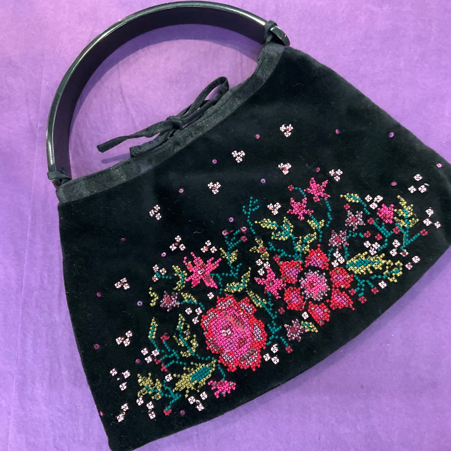 Vintage Black velvet floral embroidered and beaded evening bag by Accesorize. Silk cross stitch, seed beads and sequins.