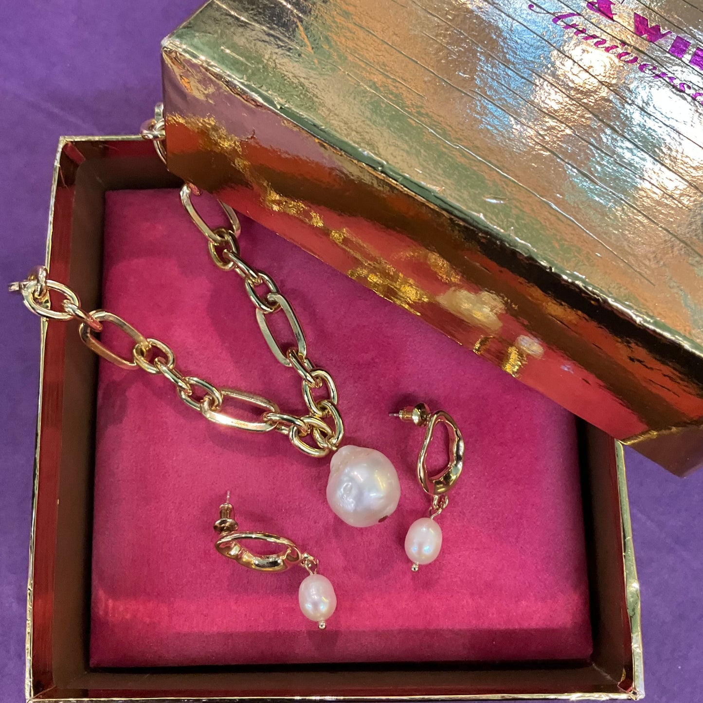 Vintage Butler and Wilson Gold Tone Baroque Pearl Necklace and Fresh Water Pearl Drop Earring Set, as new in original box, wedding