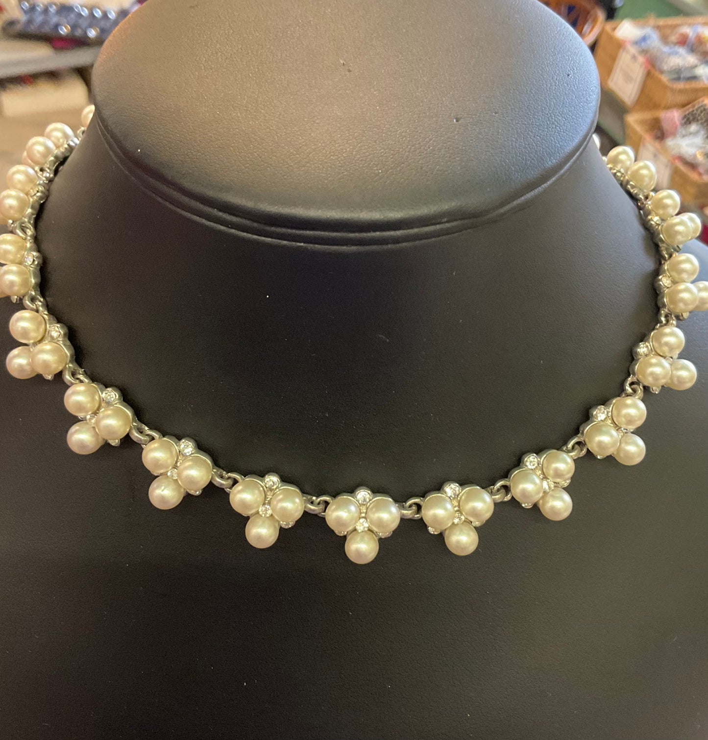 Vintage faux Pearl and rhinestone beaded necklace and bracelet set. Wedding prom