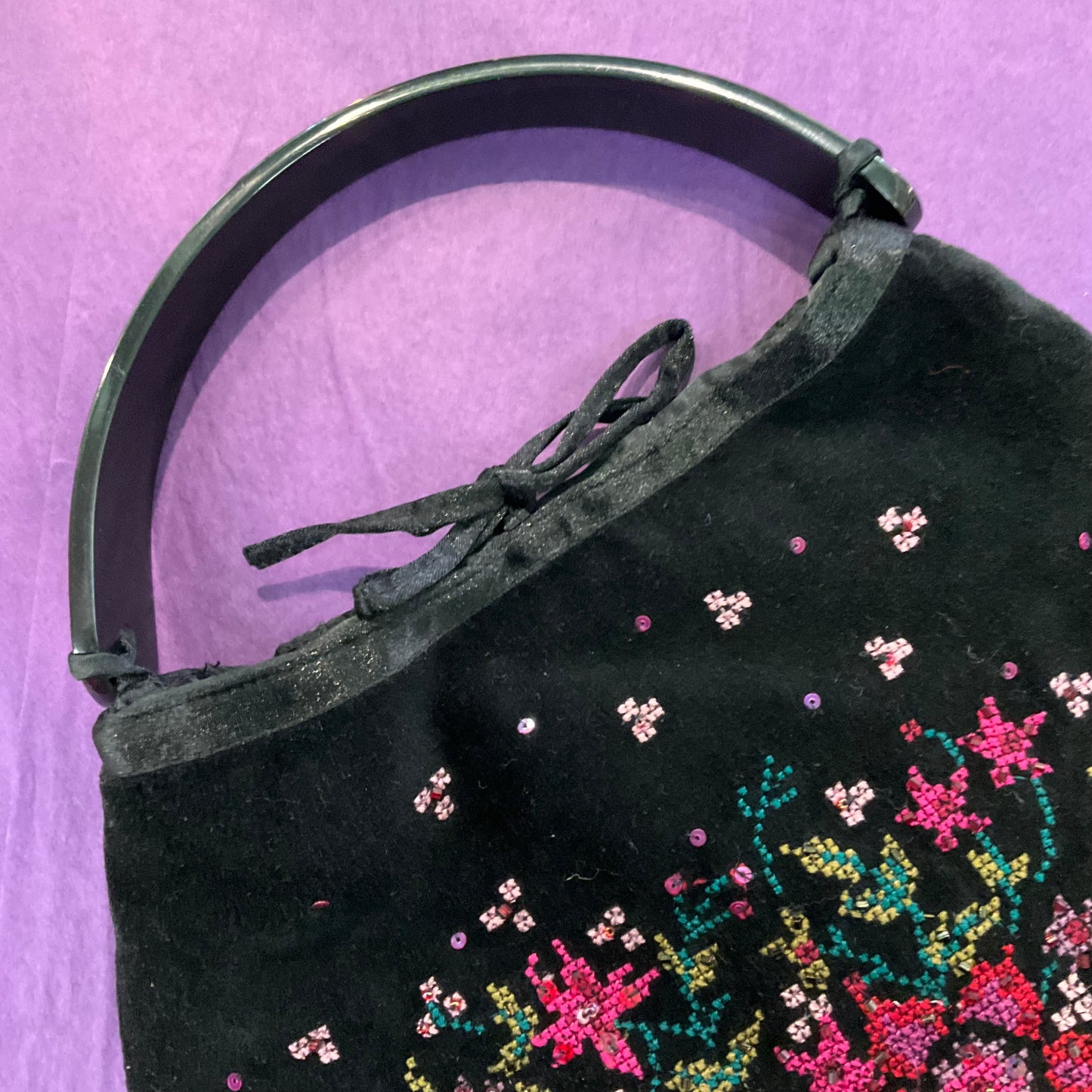 Vintage Black velvet floral embroidered and beaded evening bag by Accesorize. Silk cross stitch, seed beads and sequins.