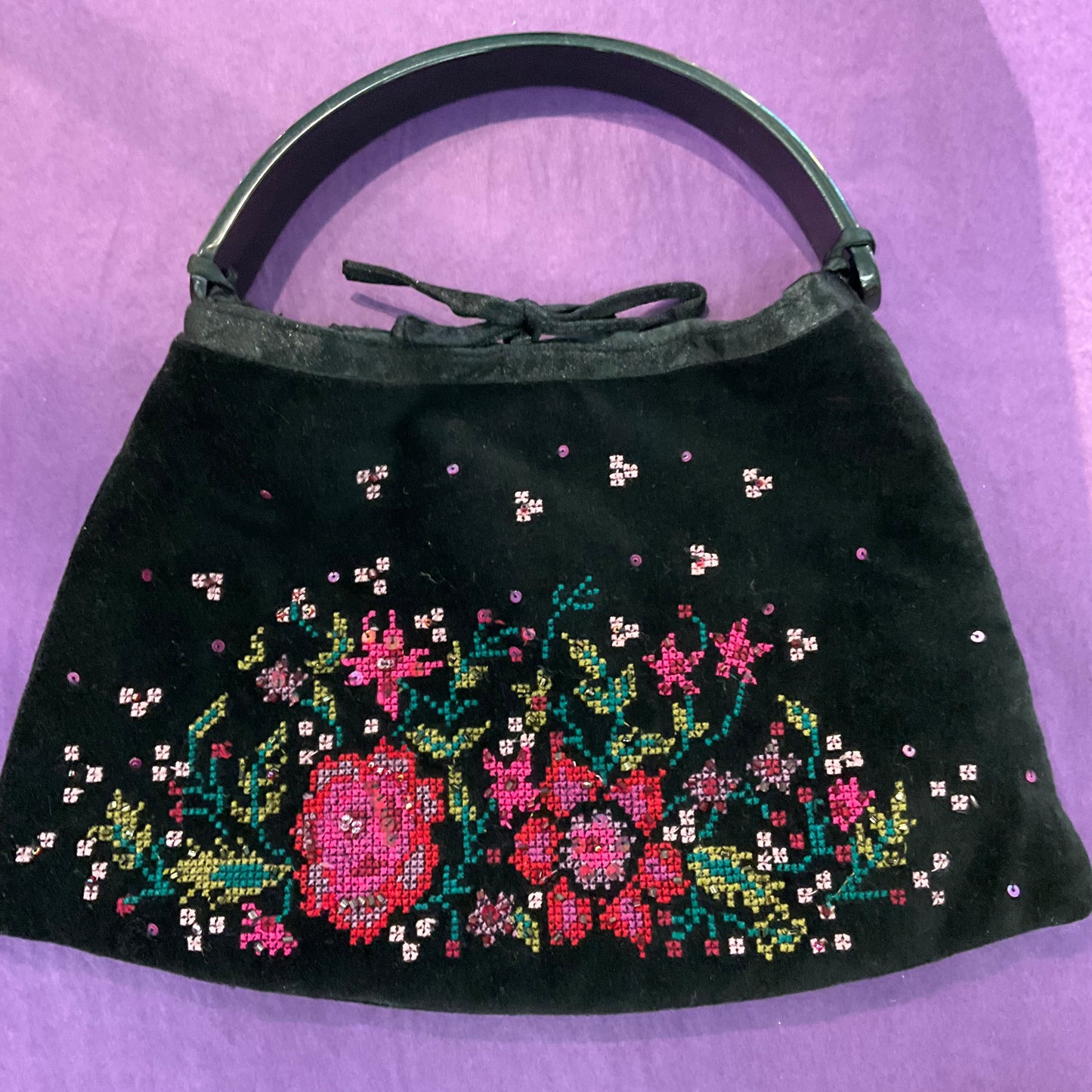 Vintage Black velvet floral embroidered and beaded evening bag by Accesorize. Silk cross stitch, seed beads and sequins.