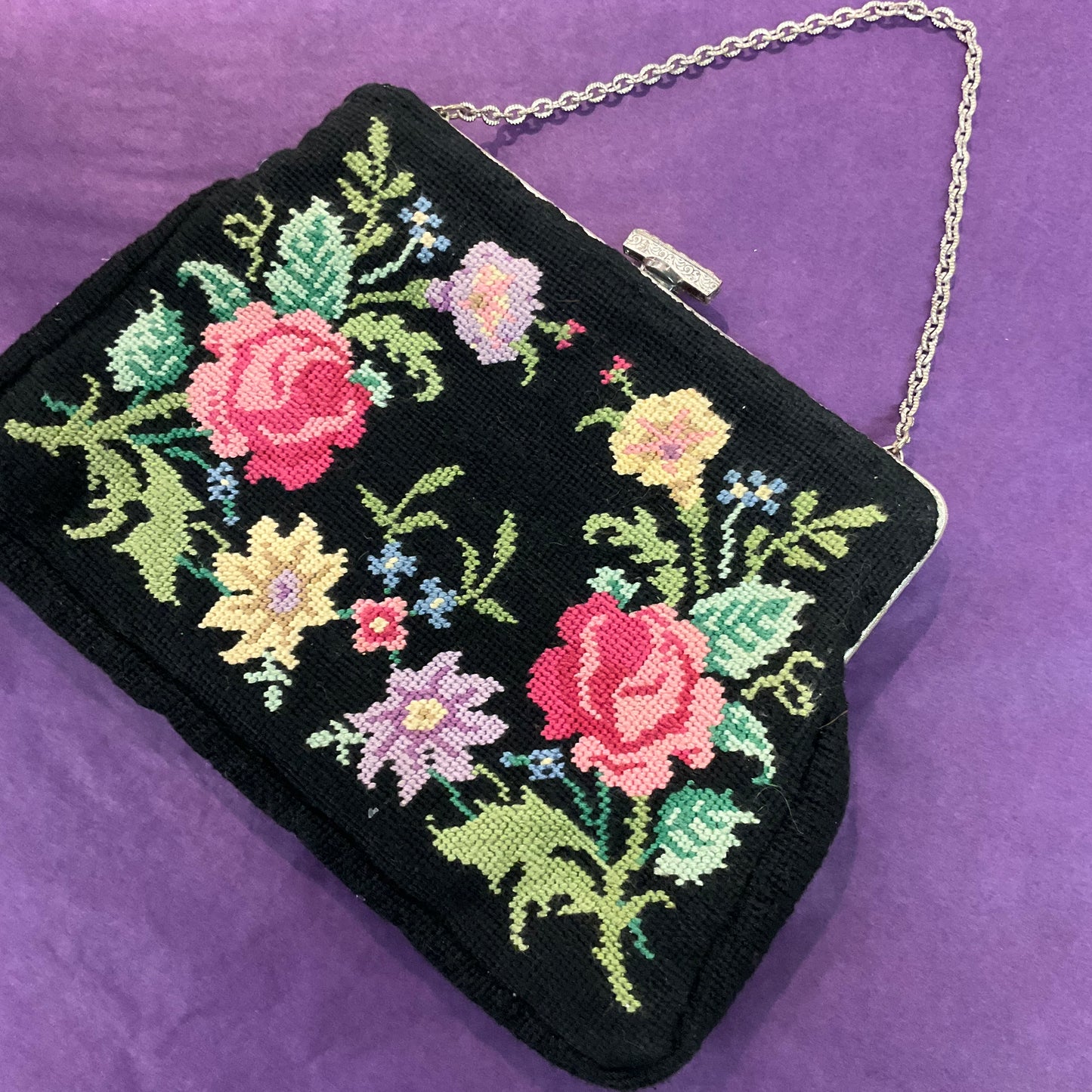 Vintage 1940s/50s petite pointe Tapestry floral evening bag, formal event, wedding.