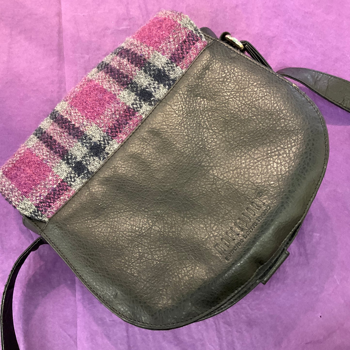 Vintage Harris tweed and Faux leather Saddle bag by MACCESORI