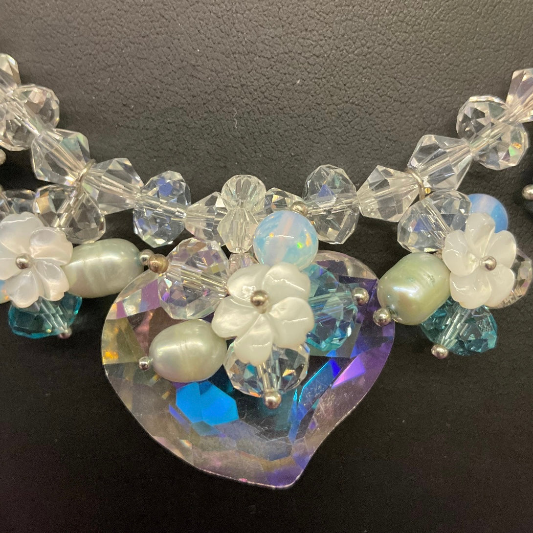 Vintage Butler and Wilson Crystal and Freshwater Pearl Necklace
