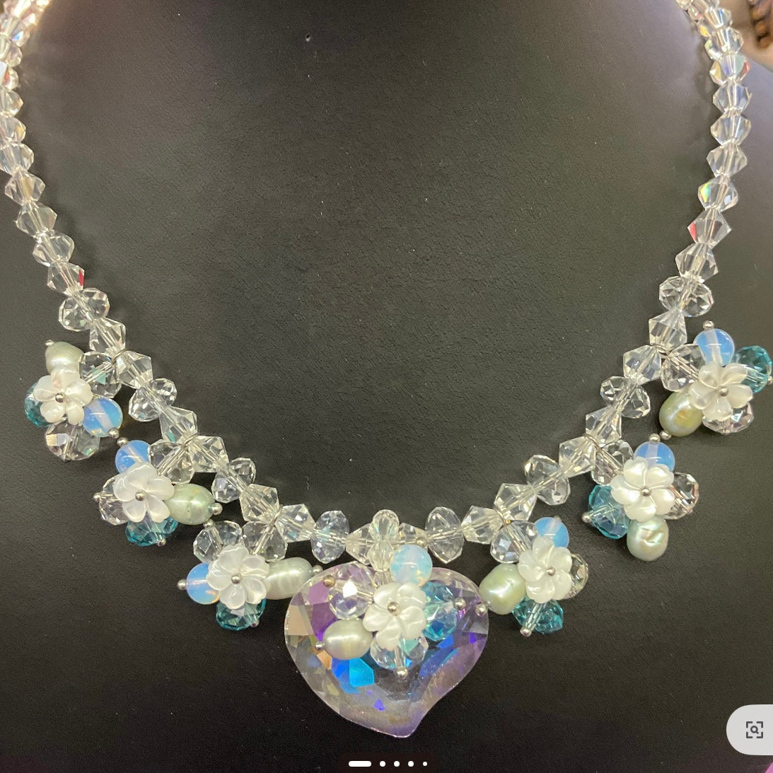 Vintage Butler and Wilson Crystal and Freshwater Pearl Necklace