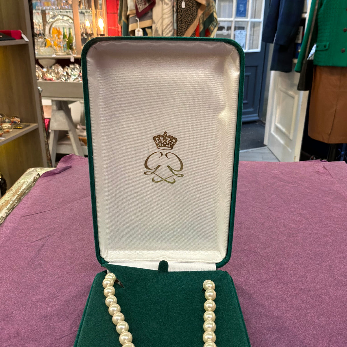 Clarion Pell Faux Pearl Necklace Princess Grace Kelly Replica Crystal Pendant