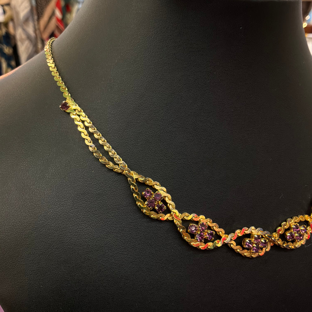 Vintage 1980s Gold Tone Purple Crystal Statement Collar Necklace Articulated Bib