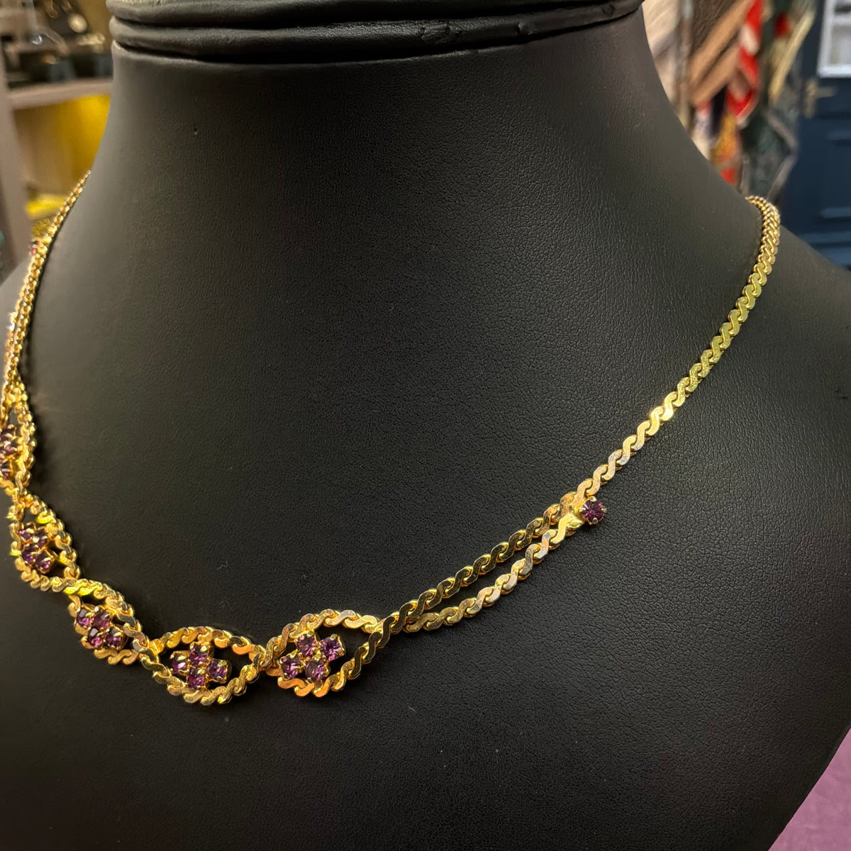 Vintage 1980s Gold Tone Purple Crystal Statement Collar Necklace Articulated Bib