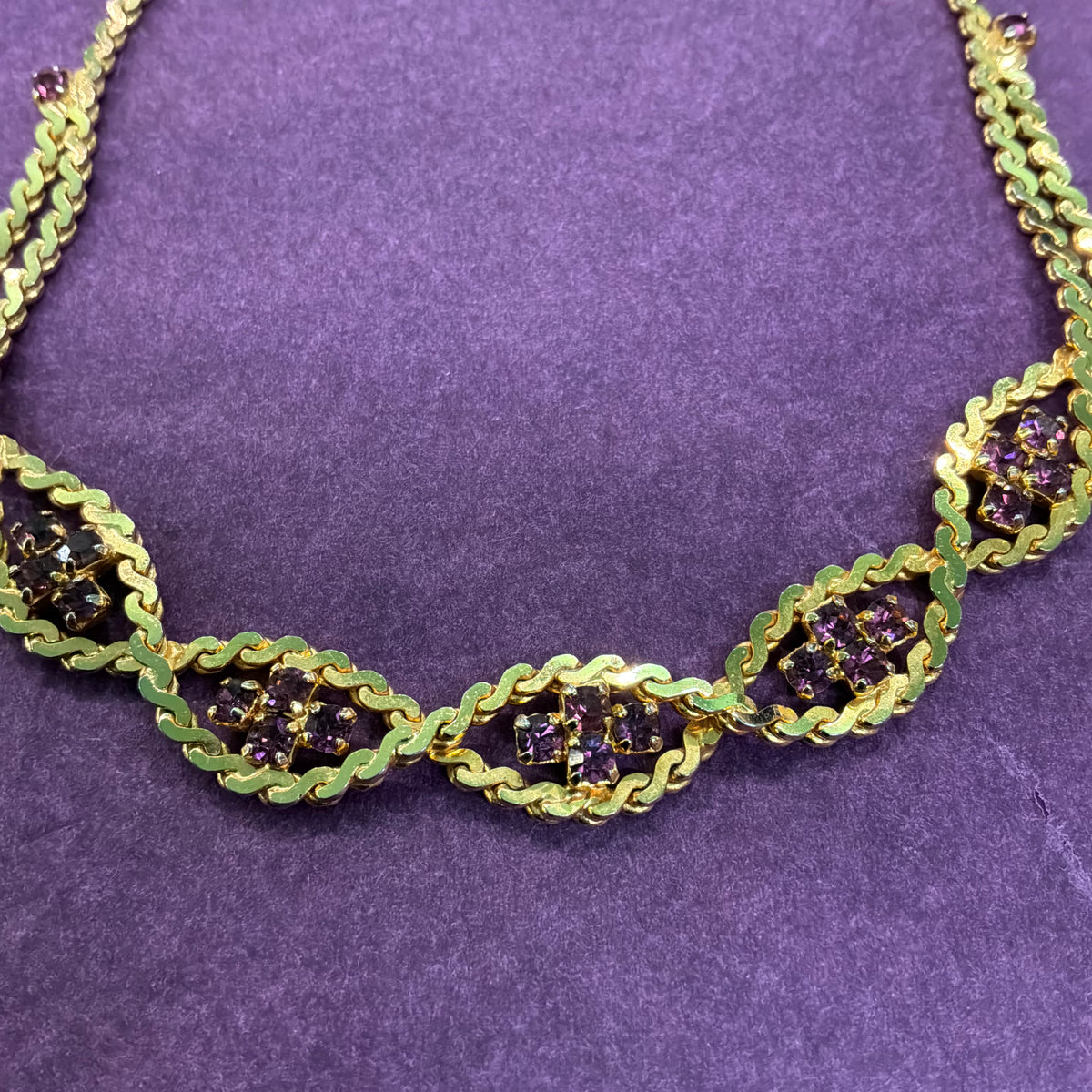 Vintage 1980s Gold Tone Purple Crystal Statement Collar Necklace Articulated Bib