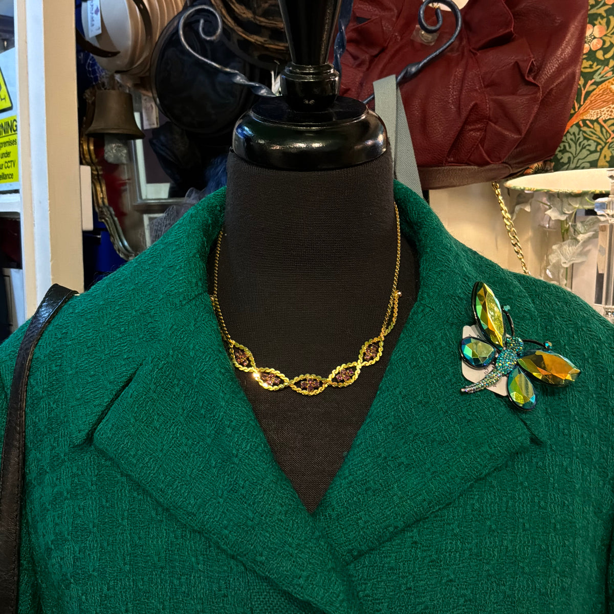 Vintage 1980s Gold Tone Purple Crystal Statement Collar Necklace Articulated Bib