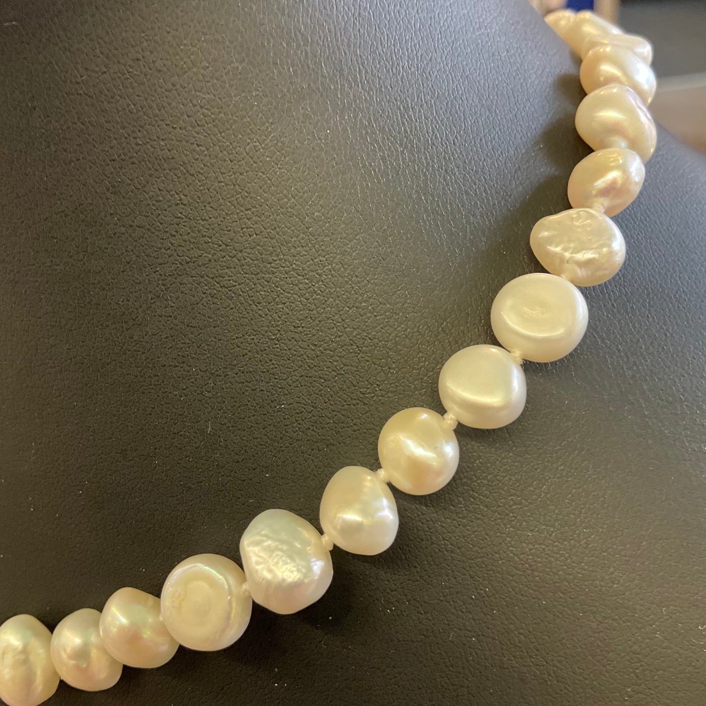 Vintage Ivory/white Fresh water pearl beaded necklace with silver (1120) clasp, wedding, prom, Gift for her.