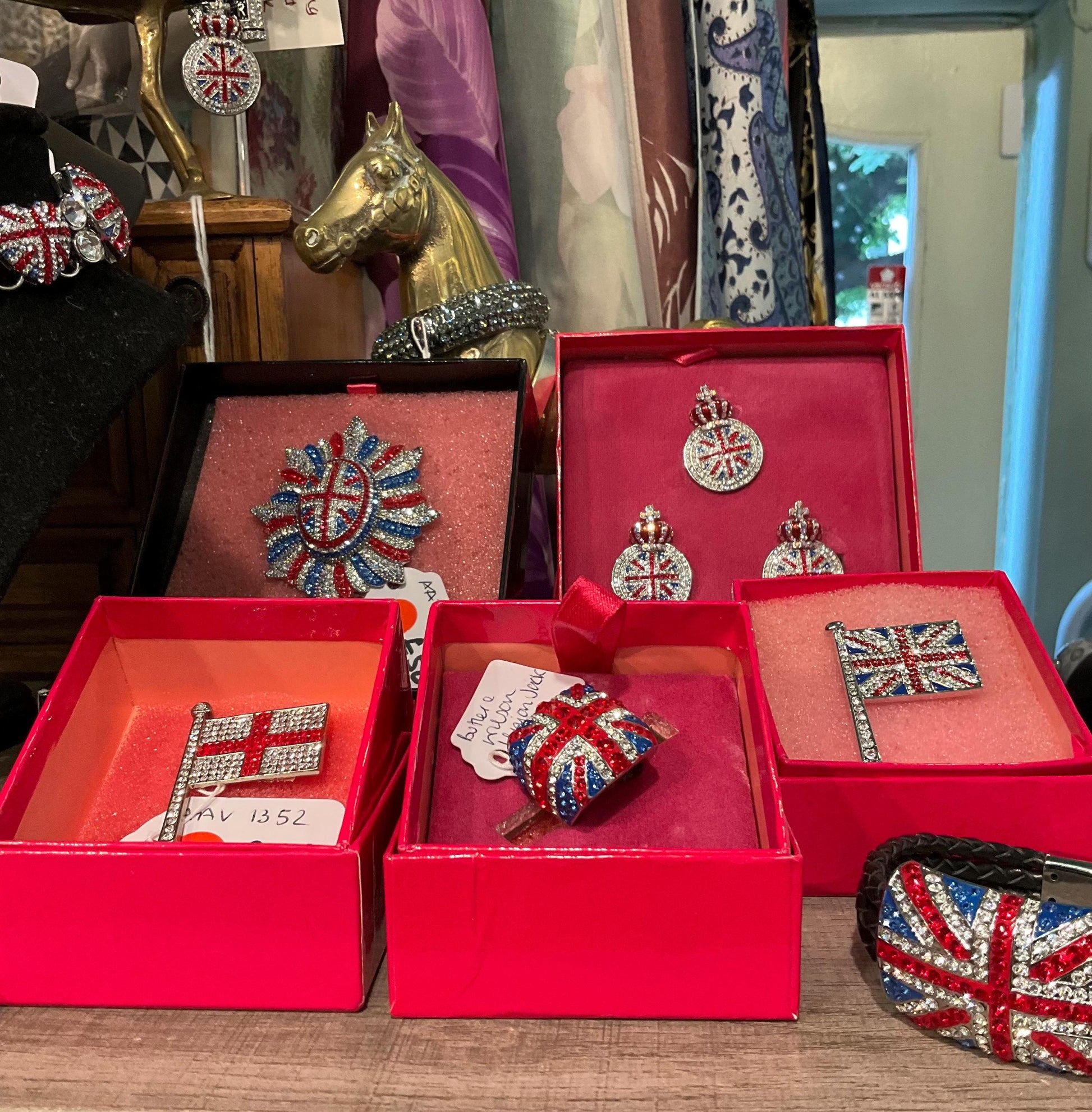 Vintage Butler and Wilson St Andrews Rhinestone Crystal Scottish Flag Brooch/ Lapel pin, Signed in original box , Birthday gift