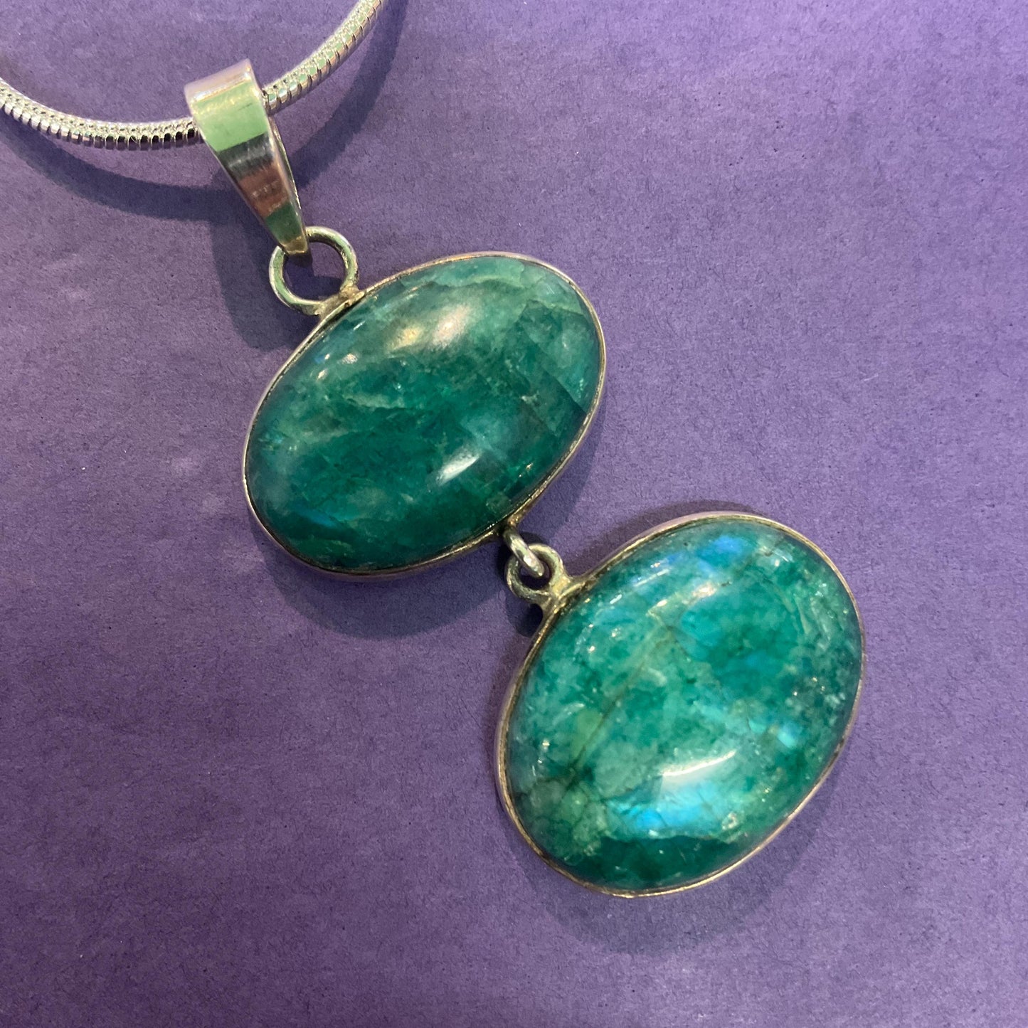 Vintage large Laboradite Gemstone and Silver Pendant Necklace, Artisan Made, 925 silver on new 925 silver chain, Sustainable Gift