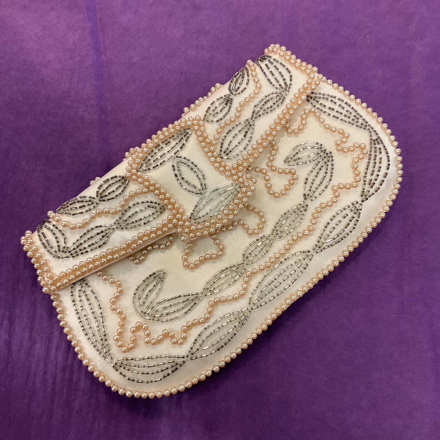 Vintage 1950s/60s Art Deco Style Ivory satin Beaded Clutch Bag, Faux Pearls and Pewter Bugle Beads, Formal Event