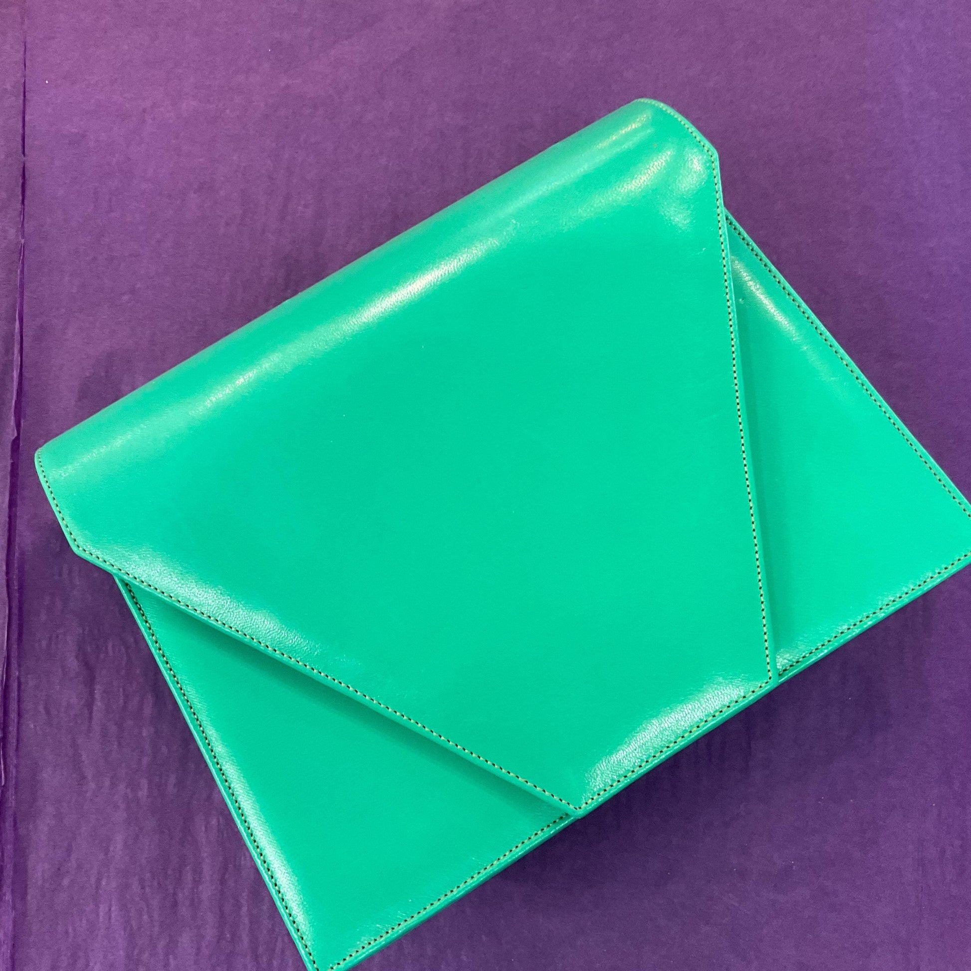 Vintage 1980s Jade Green Leather Large Clutch or Shoulder Bag by Jacques Vert, Rarely used in Original Box