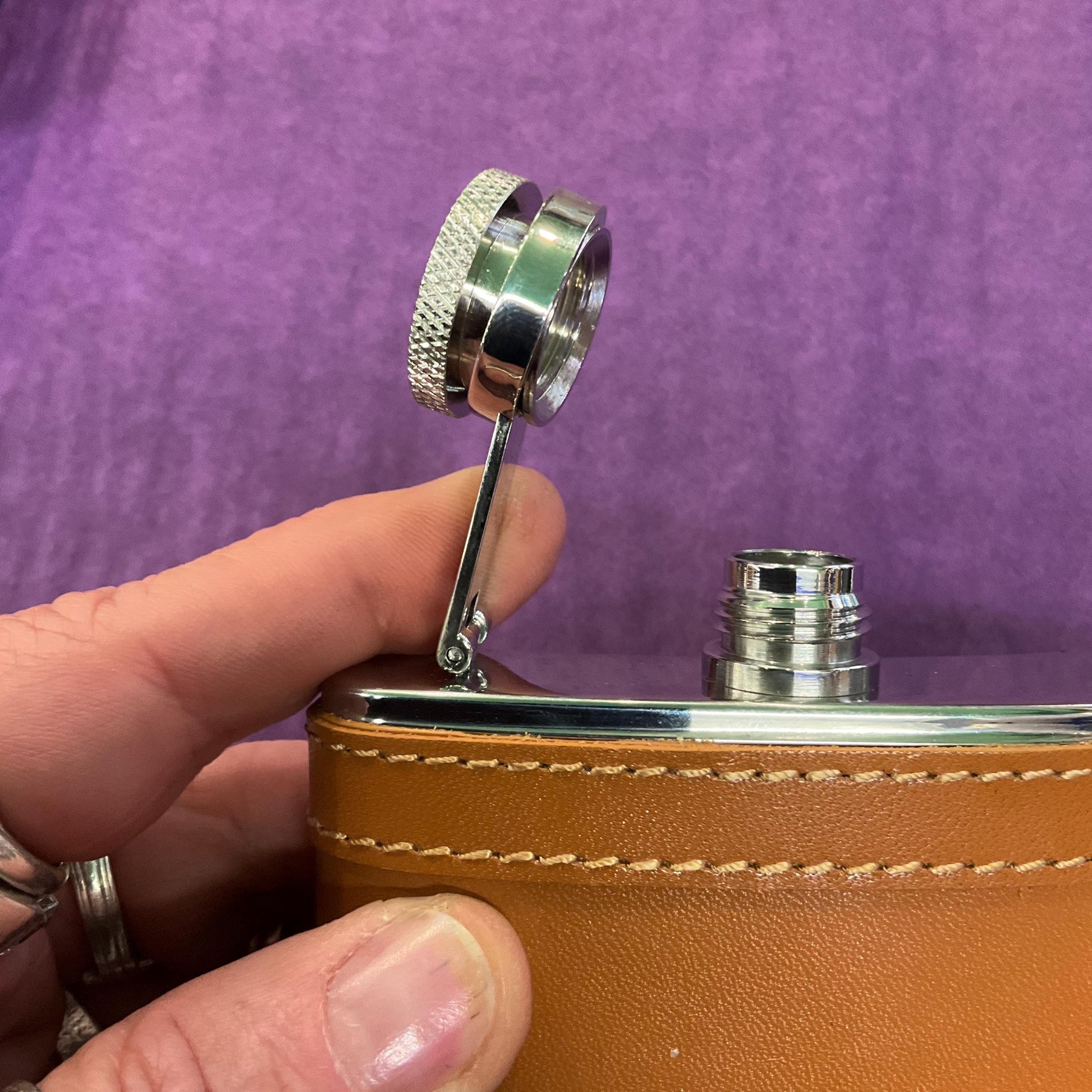 Vintage 4 oz Stainless Steel Hip Flask and Funnel, Tan leather Jacket, unused in original gift box