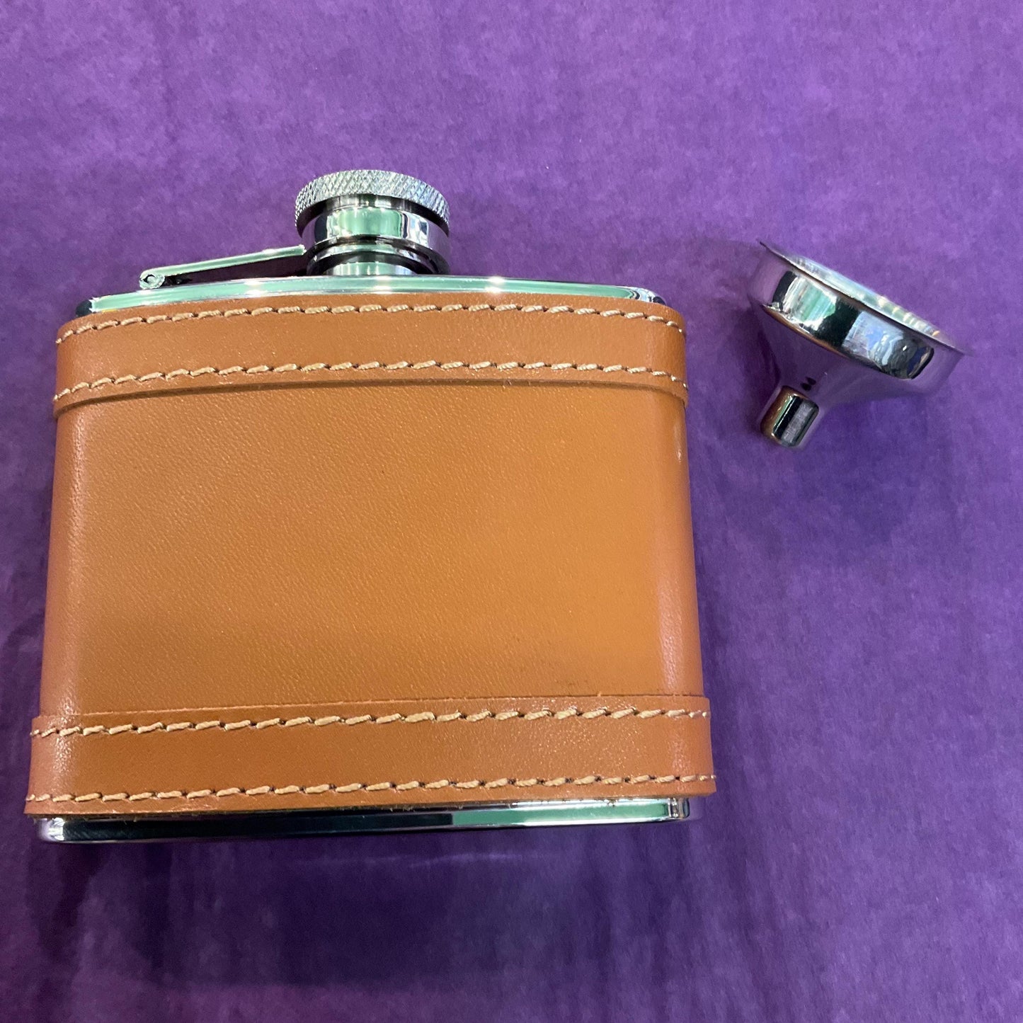 Vintage 4 oz Stainless Steel Hip Flask and Funnel, Tan leather Jacket, unused in original gift box