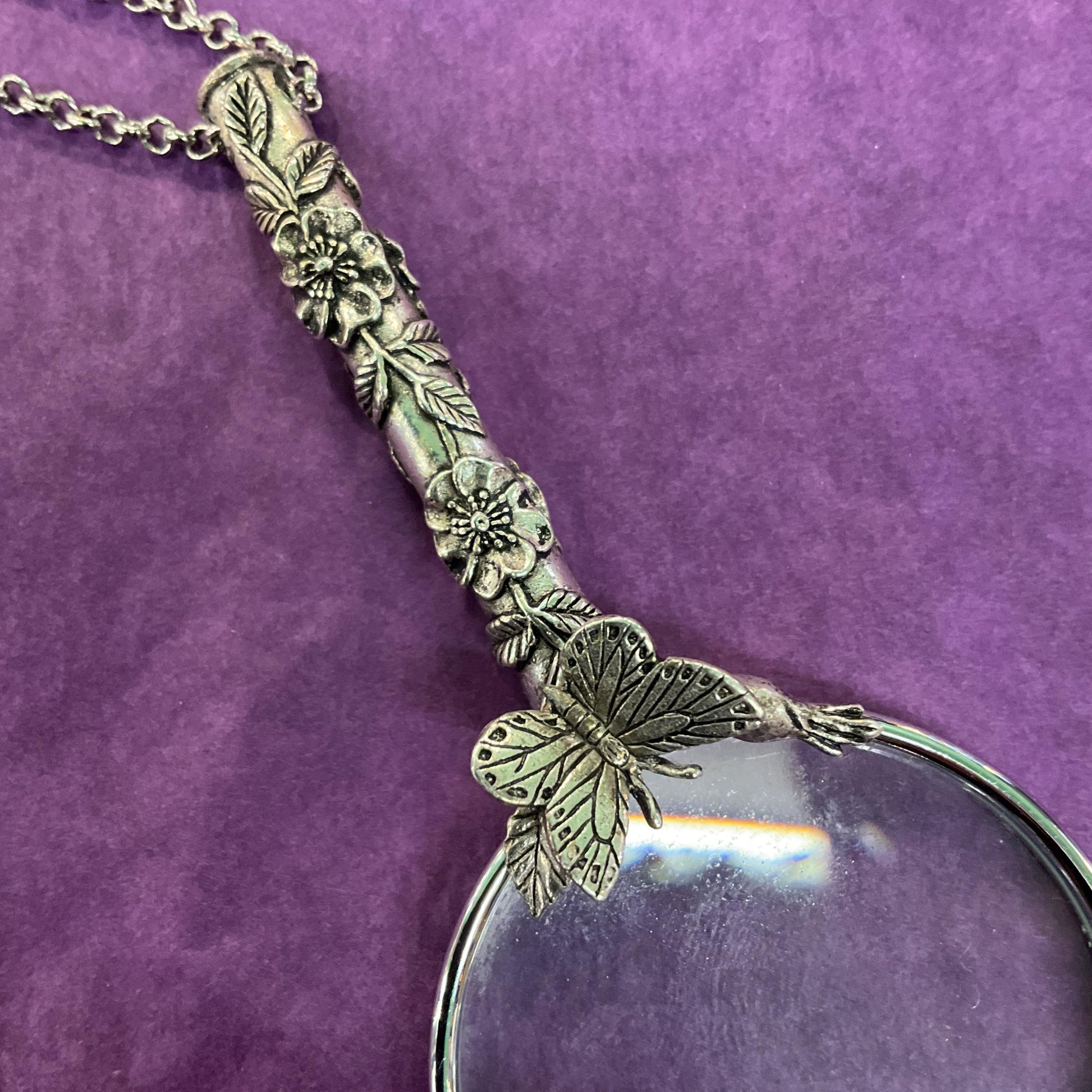 Vintage Butterfly Magnifying Glass Pendant, Silver tone onto Silver Plated long chain