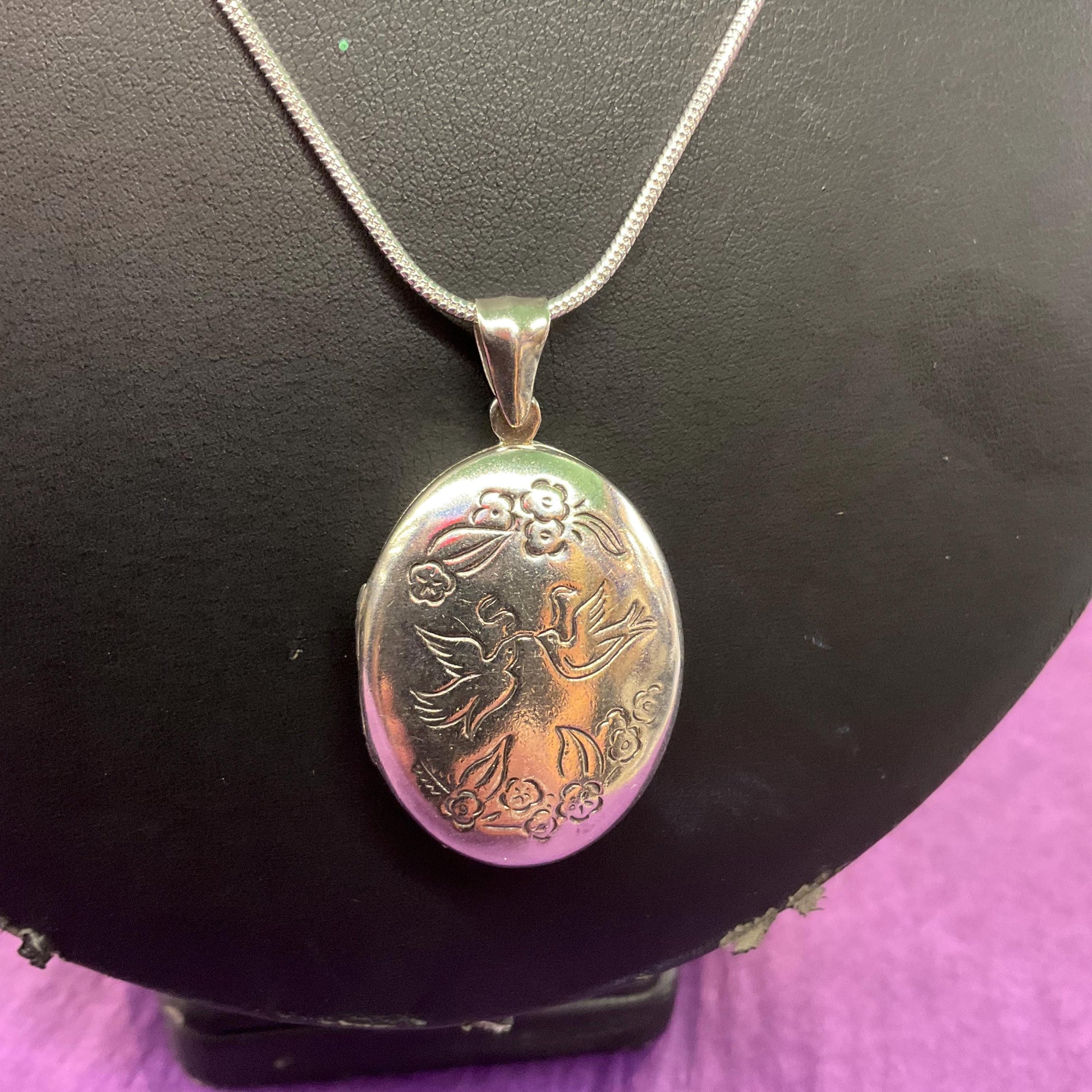Vintage Silver Lovebirds Locket with ‘How do I Love thee…’ Engraved Poem, silver snake Chain , Wedding gift