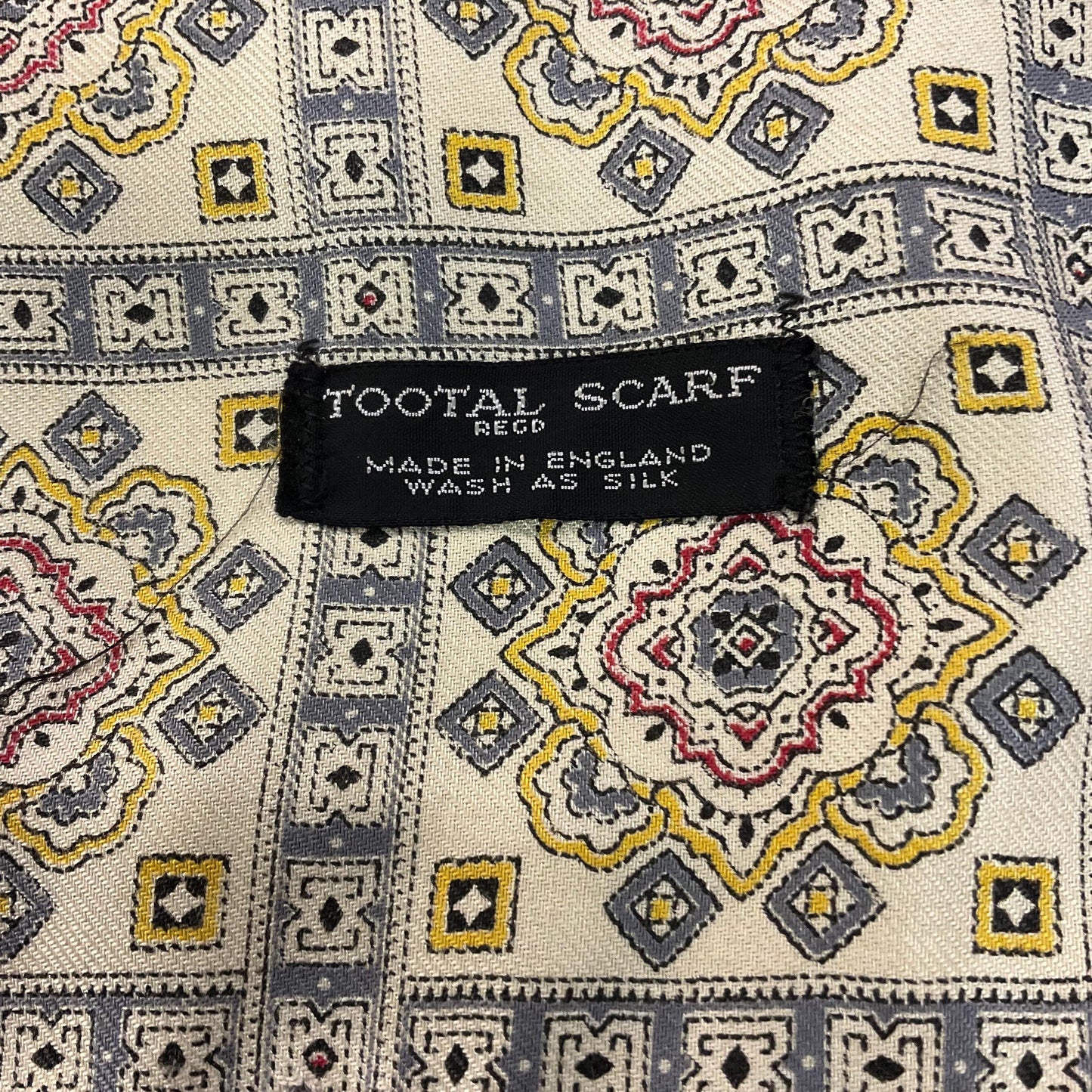 Vintage Mid Century Tootal Fine wool gents fringed scarf, Geometric Paisley print in red and greys onto cream background