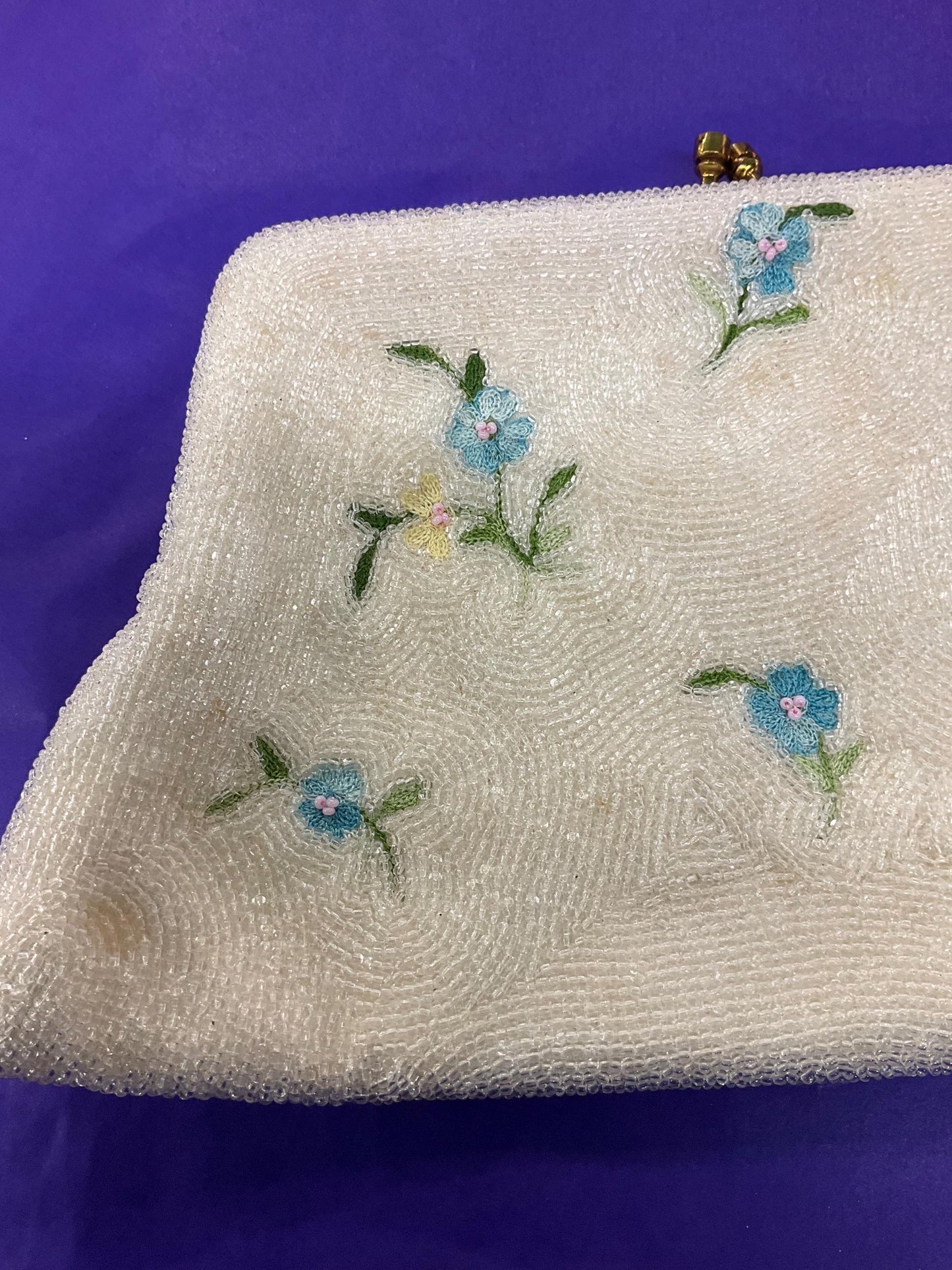 Vintage 1950s Ivory floral beaded clutch bag, embroidered small flowers with lustre seed beads.