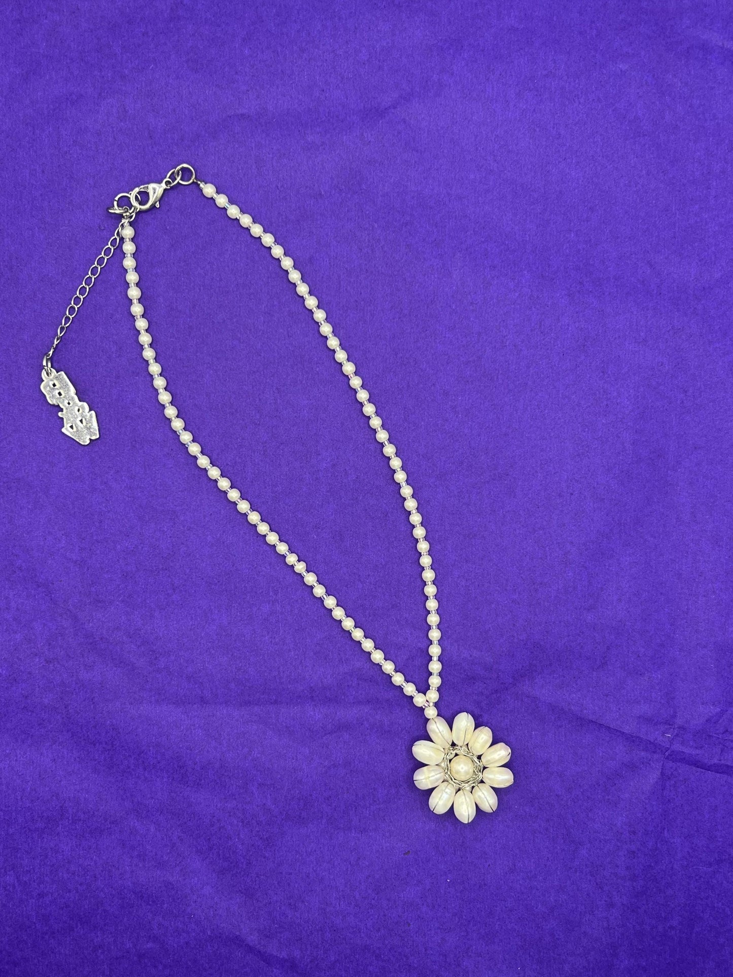 Vintage Butler and Wilson Oyster Coloured Fresh Water Pearl Floral Necklace, signed as new