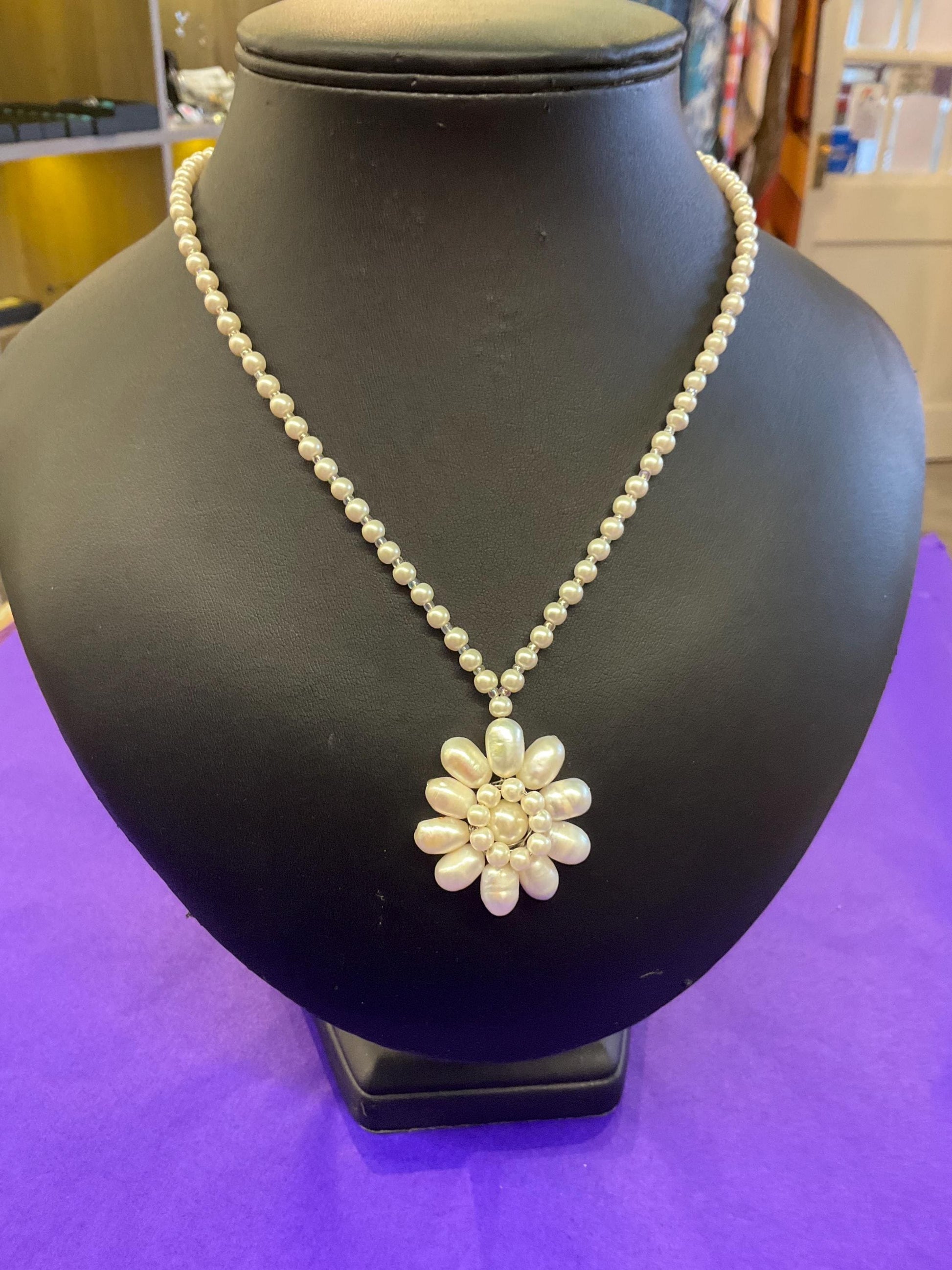 Vintage Butler and Wilson Oyster Coloured Fresh Water Pearl Floral Necklace, signed as new