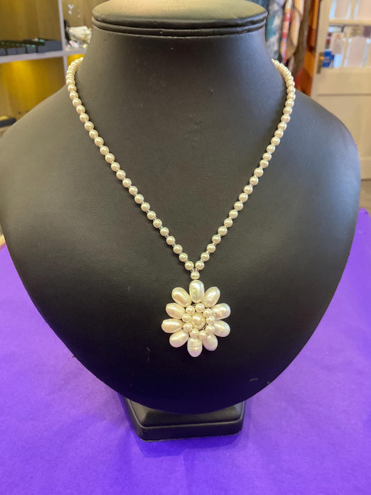 Vintage Butler and Wilson Oyster Coloured Fresh Water Pearl Floral Necklace, signed as new