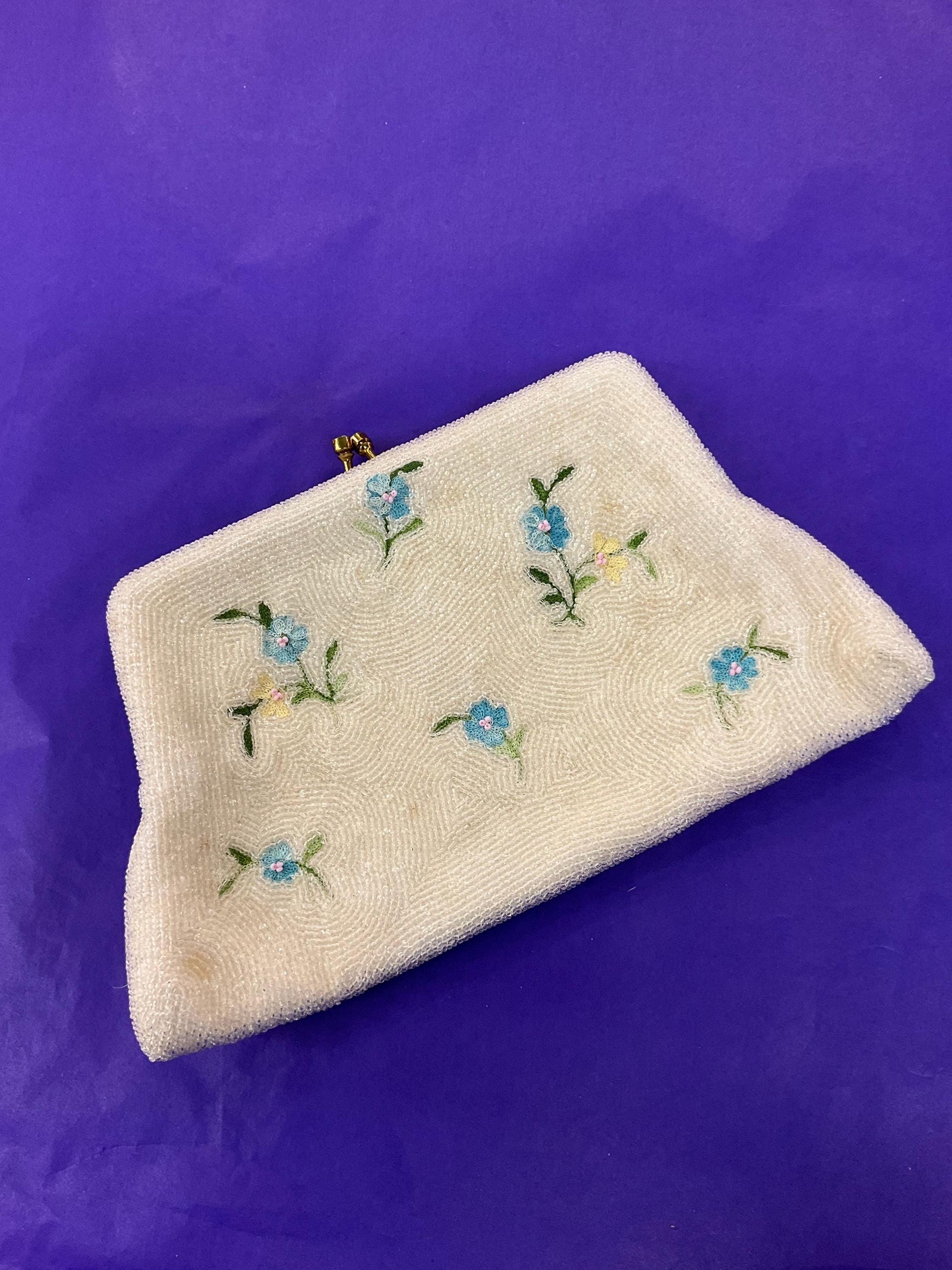 Vintage 1950s Ivory floral beaded clutch bag, embroidered small flowers with lustre seed beads.