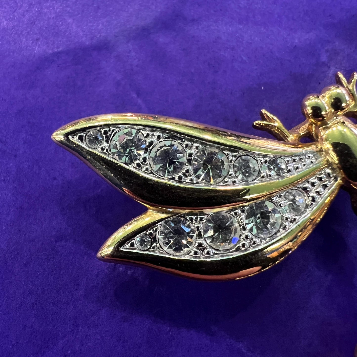 Vintage 1980s Large Crystal Dragonfly Brooch, gold tone with crystals