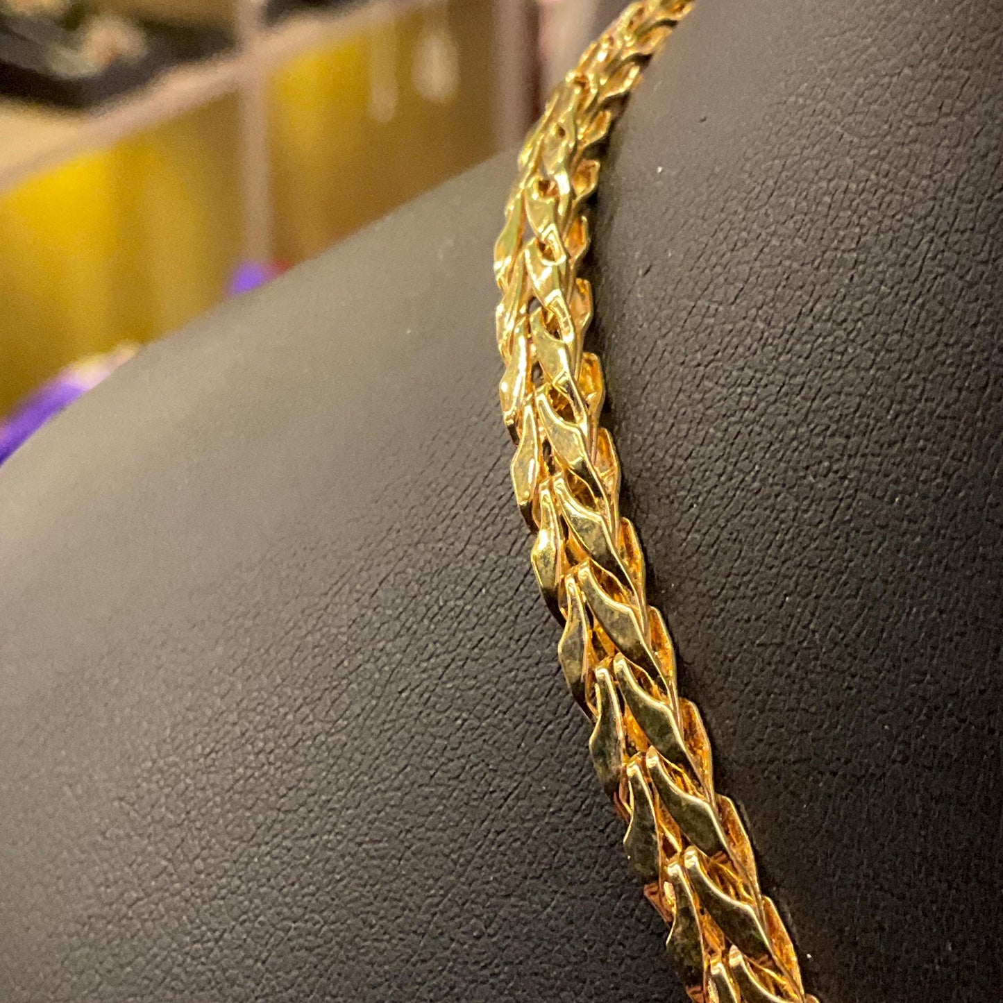Vintage 1980s MONET Interlaced Gold Tone Chain Necklace, signed - Sustainable Fashion and Gift