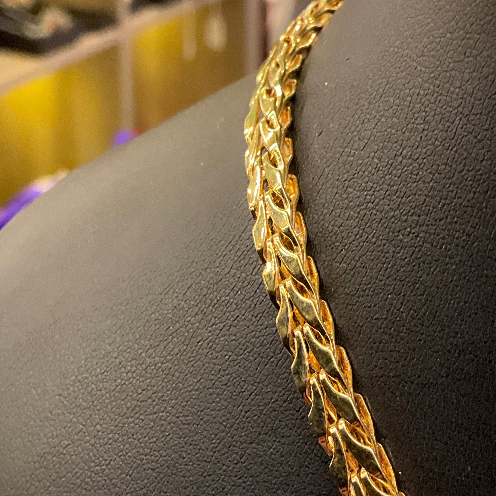 Vintage 1980s MONET Interlaced Gold Tone Chain Necklace, signed - Sustainable Fashion and Gift