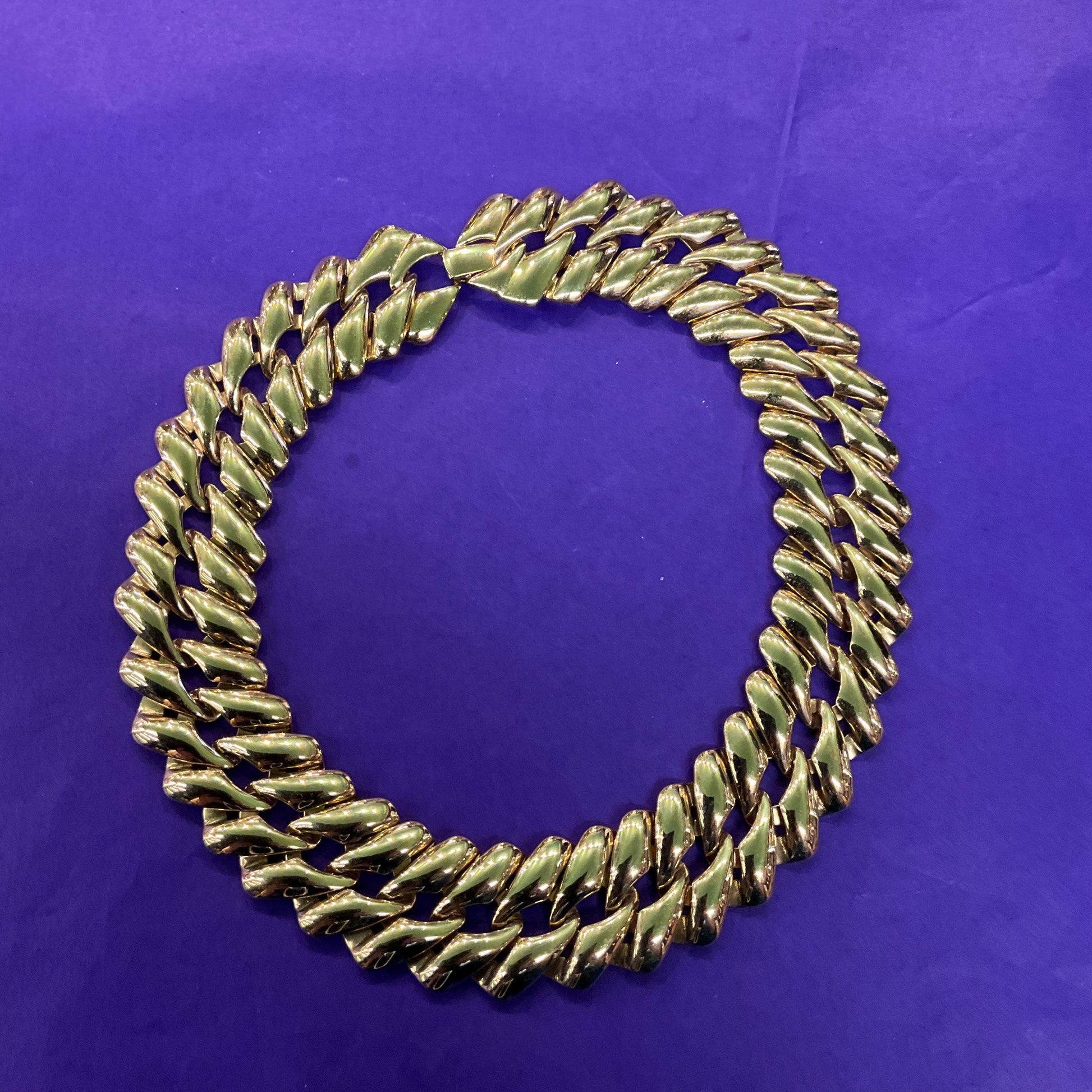 Vintage 1980s MONET Statement Gold Tone Chunky Miami Cuban Link Chain Necklace