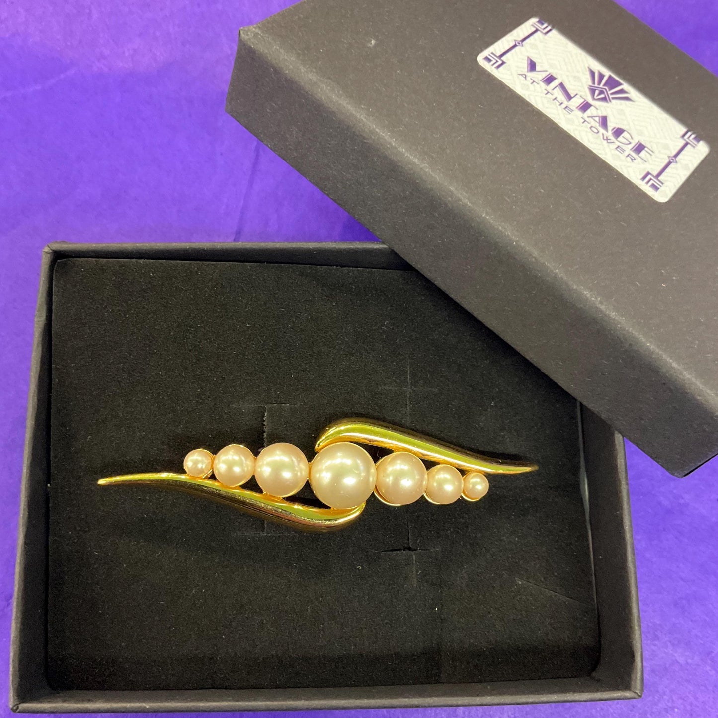 Vintage 1970s/80s MONET Gold Tone Faux Pearl Stayement Brooch - Sustainable Fashion Gift