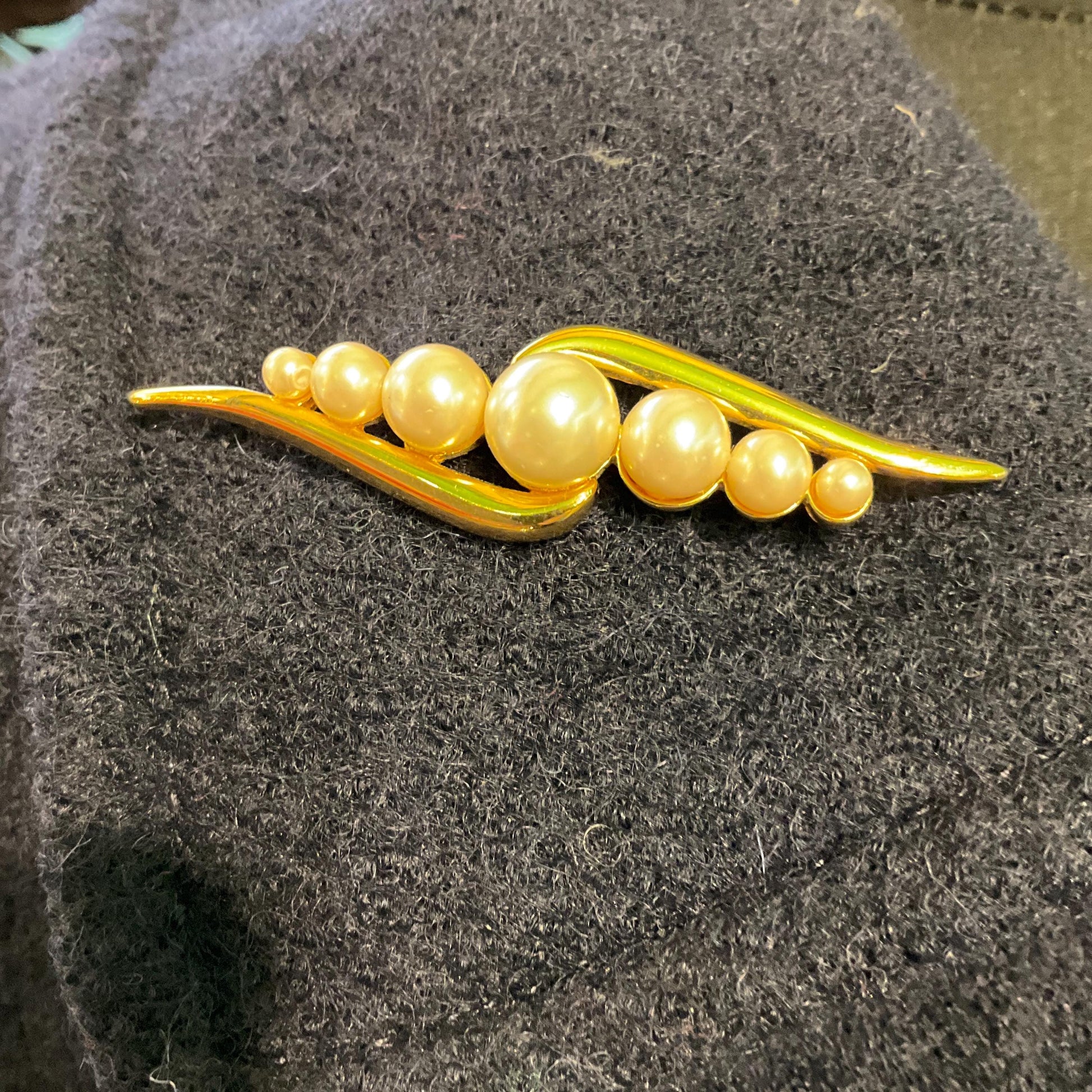 Vintage 1970s/80s MONET Gold Tone Faux Pearl Stayement Brooch - Sustainable Fashion Gift