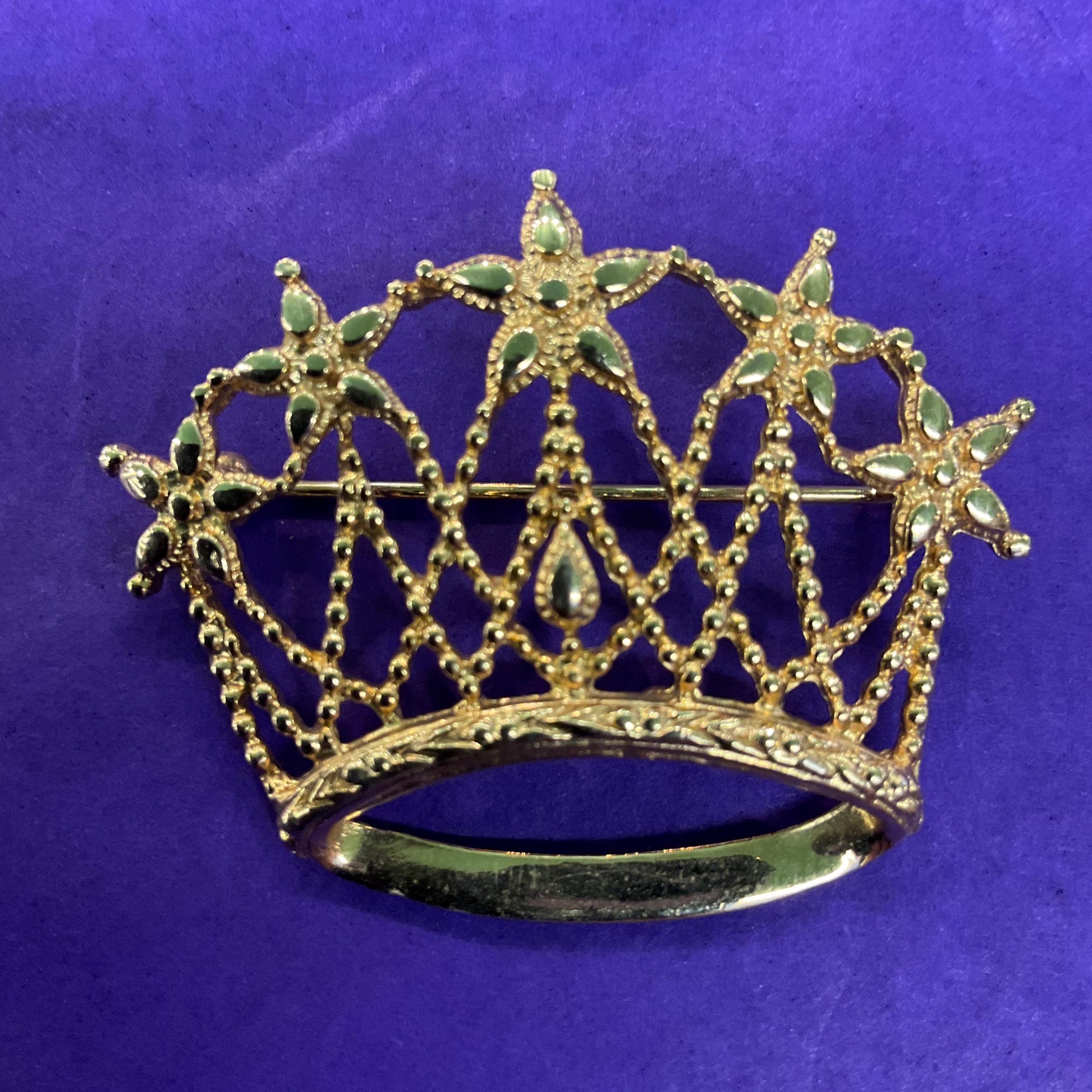 Vintage 1980s Sarah Coventry Gold Tone Filigree Crown Brooch - Sustainable Fashion Gift