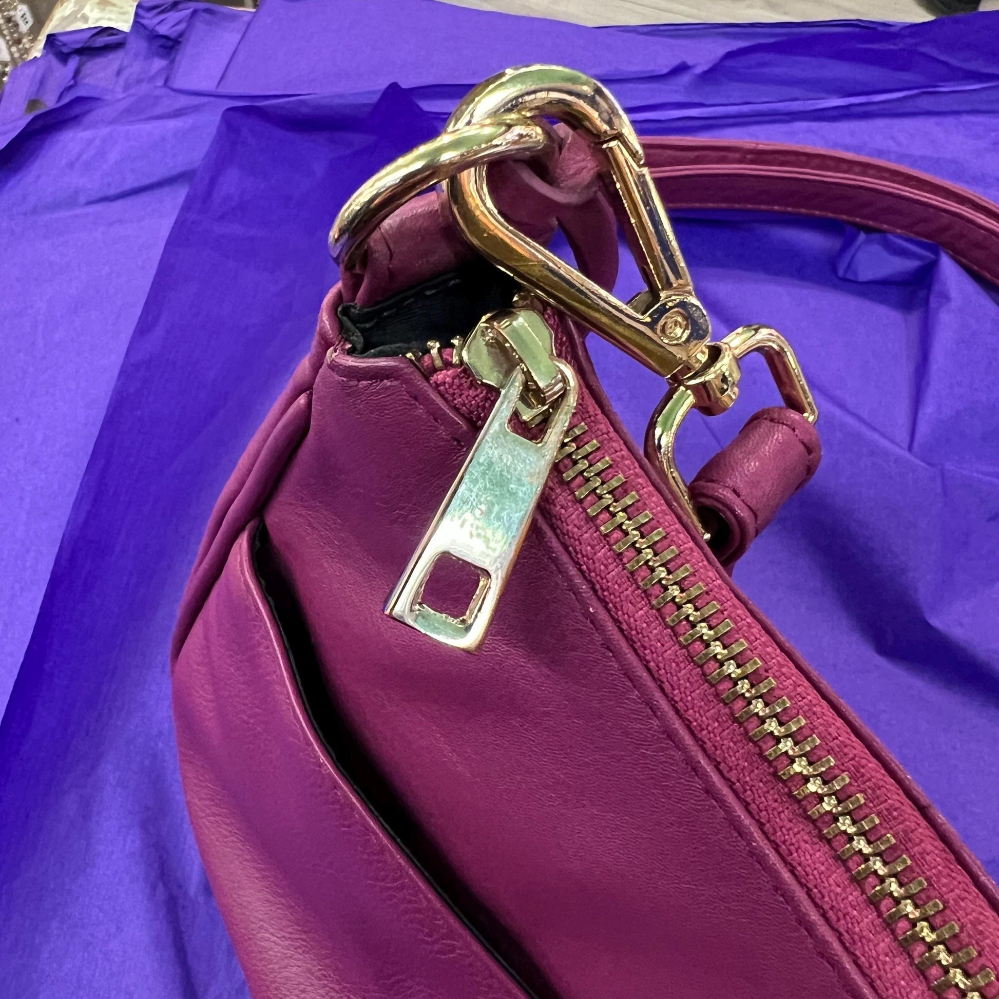 Vintage Ashwood Fuchsia Pink Leather Small Shoulder / Crossbody Bag - Sustainable Gift and Fashion
