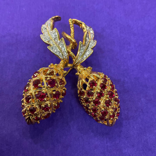Vintage 1990s Camrose & Kross Jacqueline Kennedy Red Berries Brooch, Gold Plated with Faux Rubies and Silver Crystals